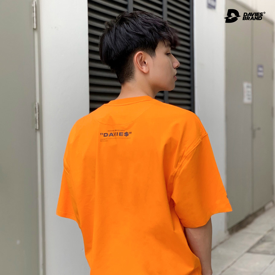 DSW Tee Focus
