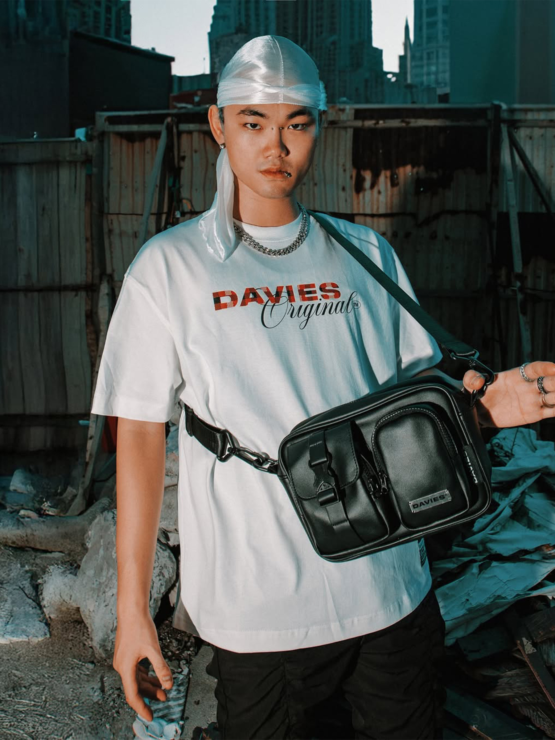 DSW Tee Flannel Type Logo