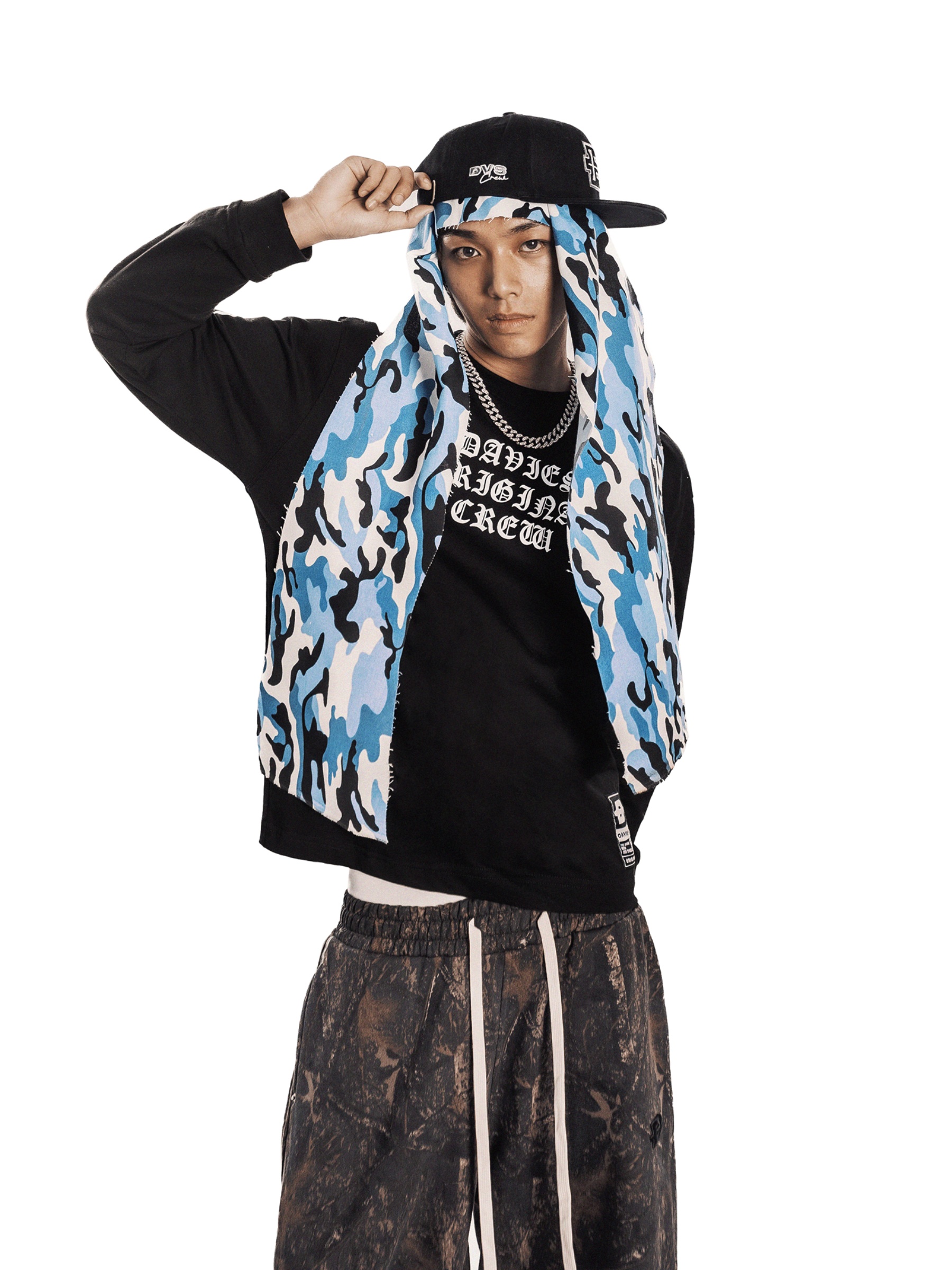 DSW Vesper Runes Regular Long Sleeve Tee - Đen