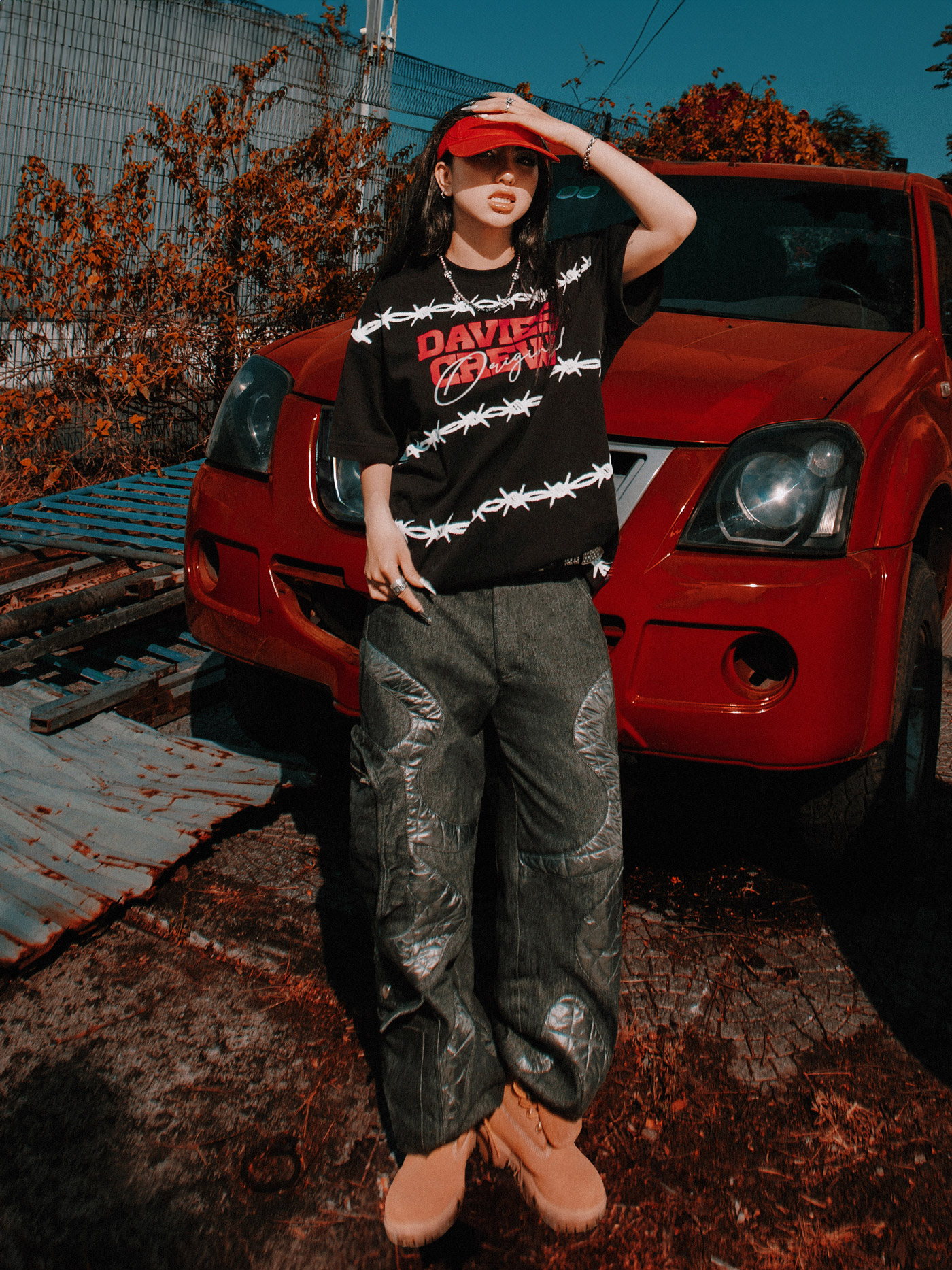 DSW Barbed wire Tee