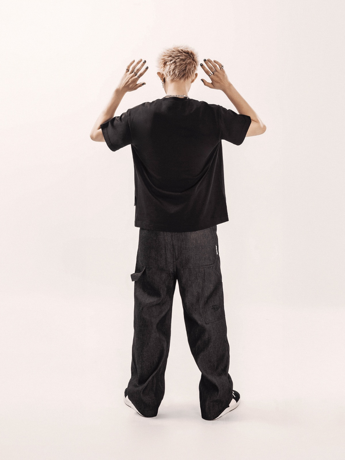 DSW Young Vietnamese Tee