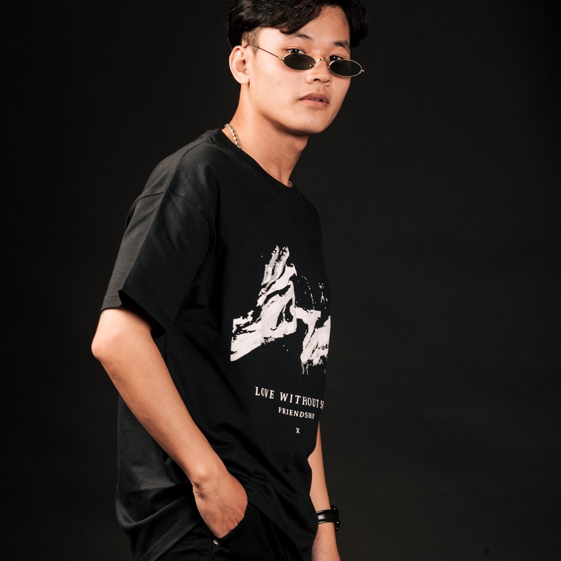 DVSL TEE FRIENDSHIP