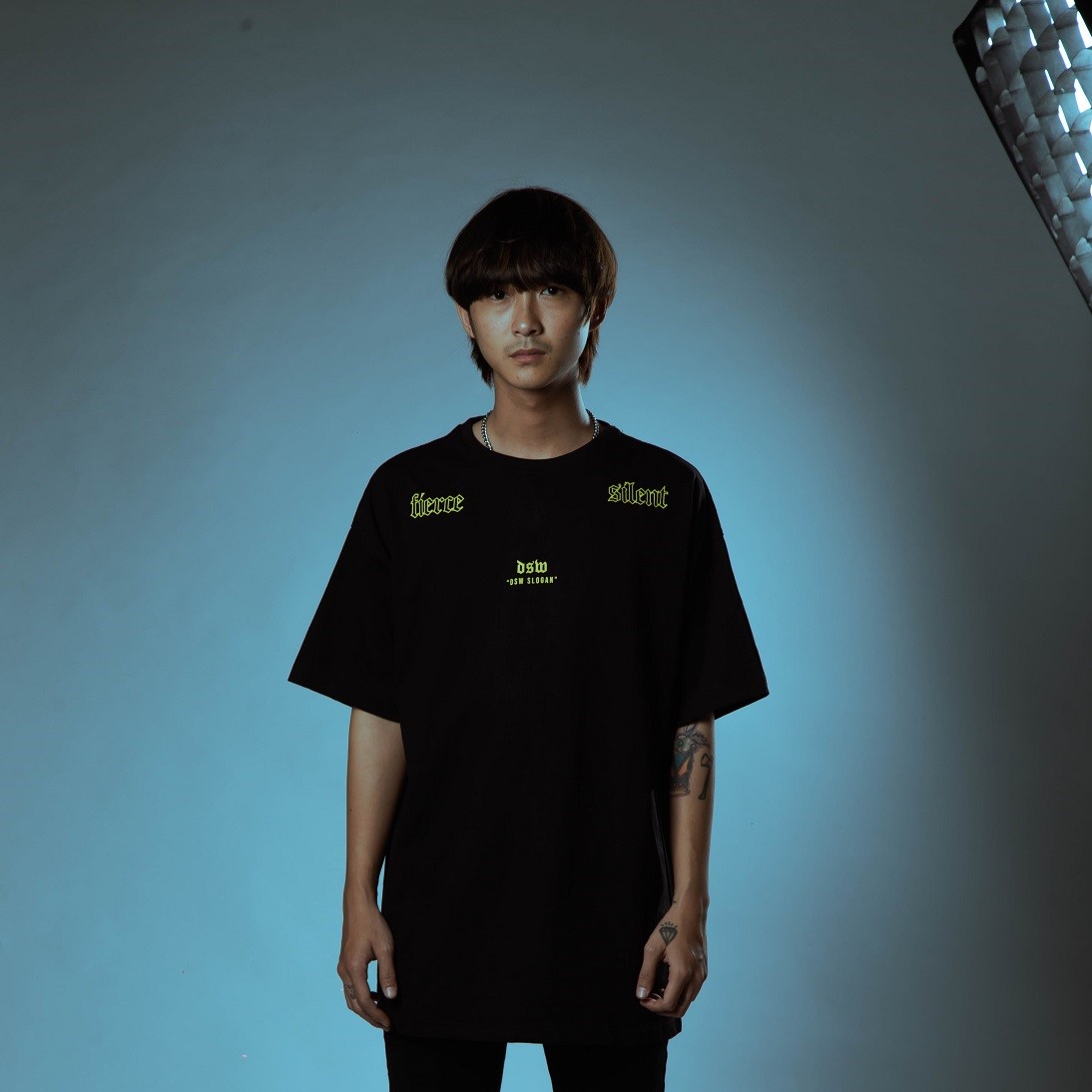 DSW TEE FIERCE BUT SILENT