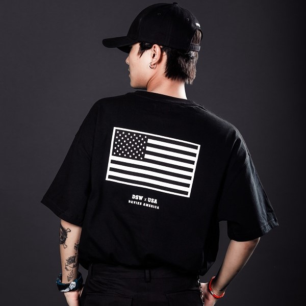 DSW TEE US
