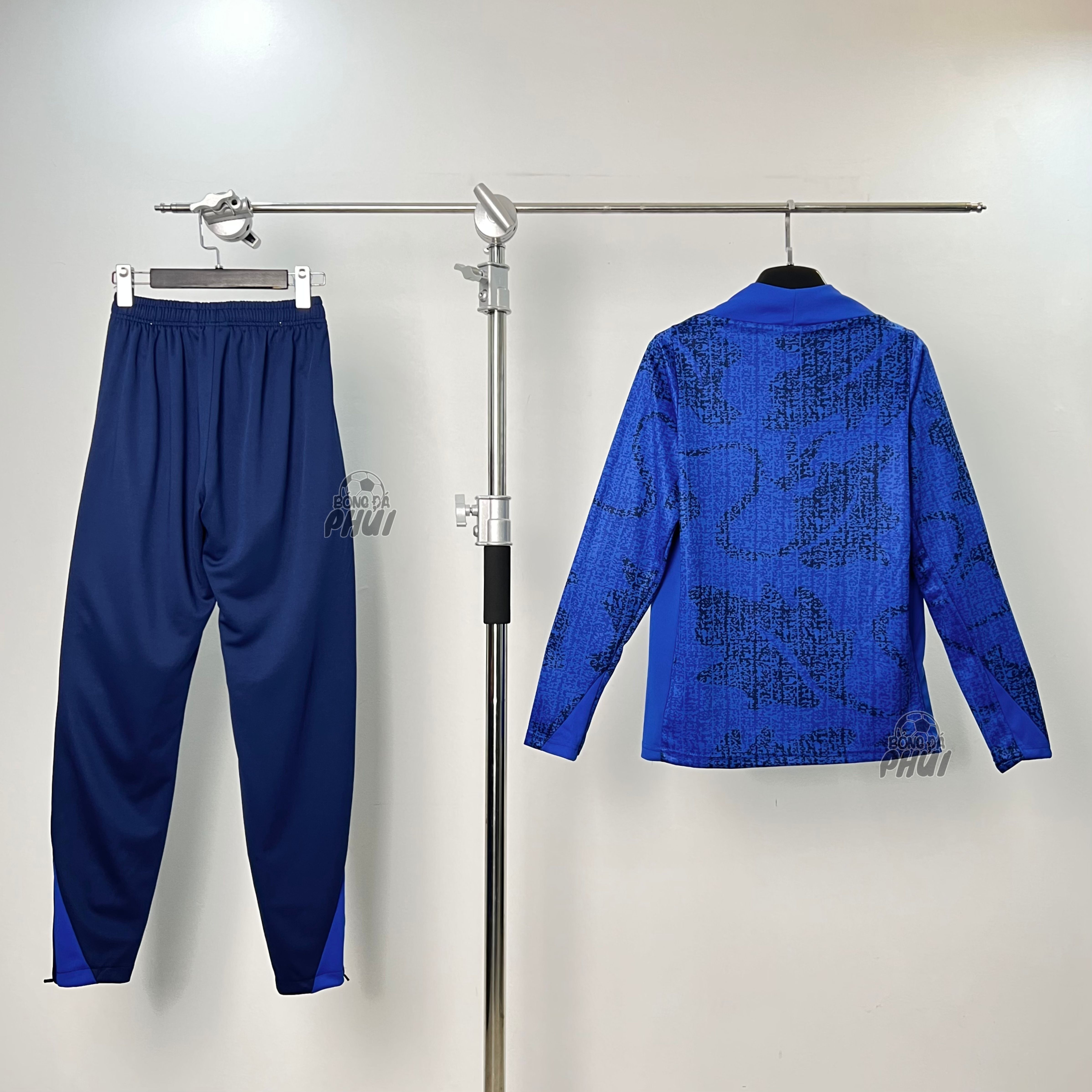 BỘ NỈ PHÁP XANH WC 2026