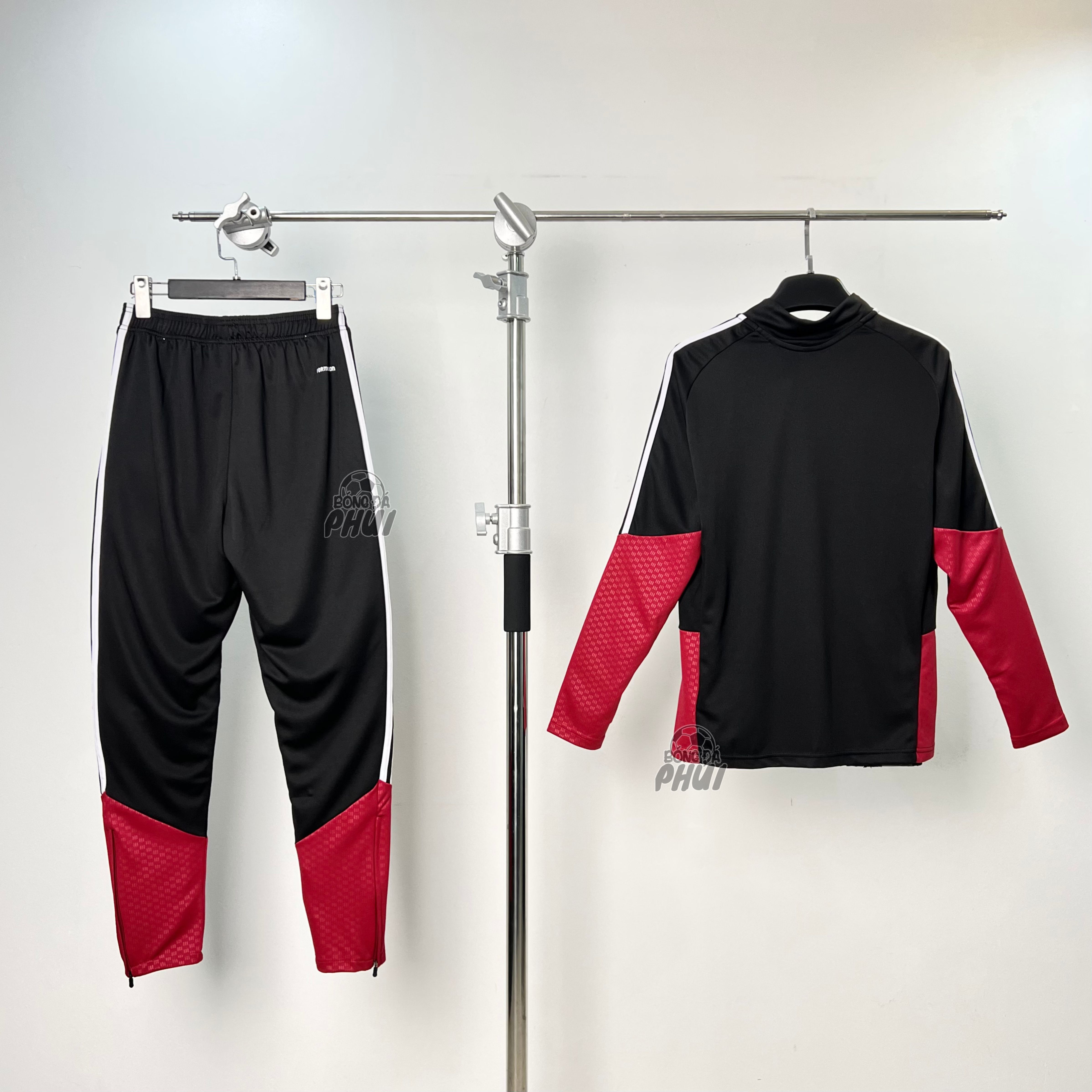 BỘ NỈ ĐỨC ĐEN WC 2026