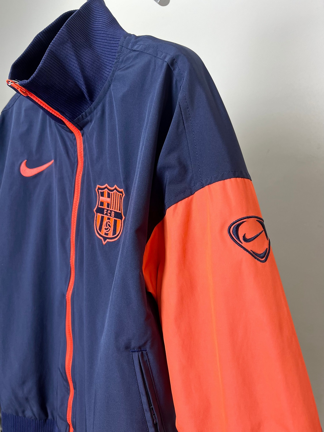 ÁO GIÓ BARCA XANH CAM