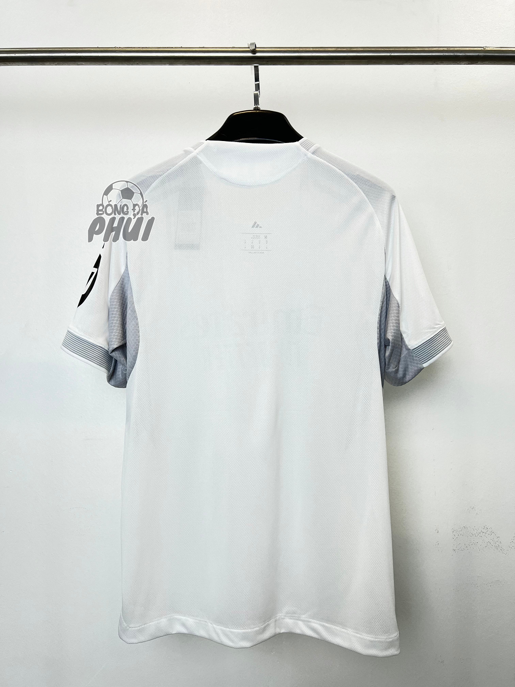 ÁO BODY REAL TRẮNG 2025