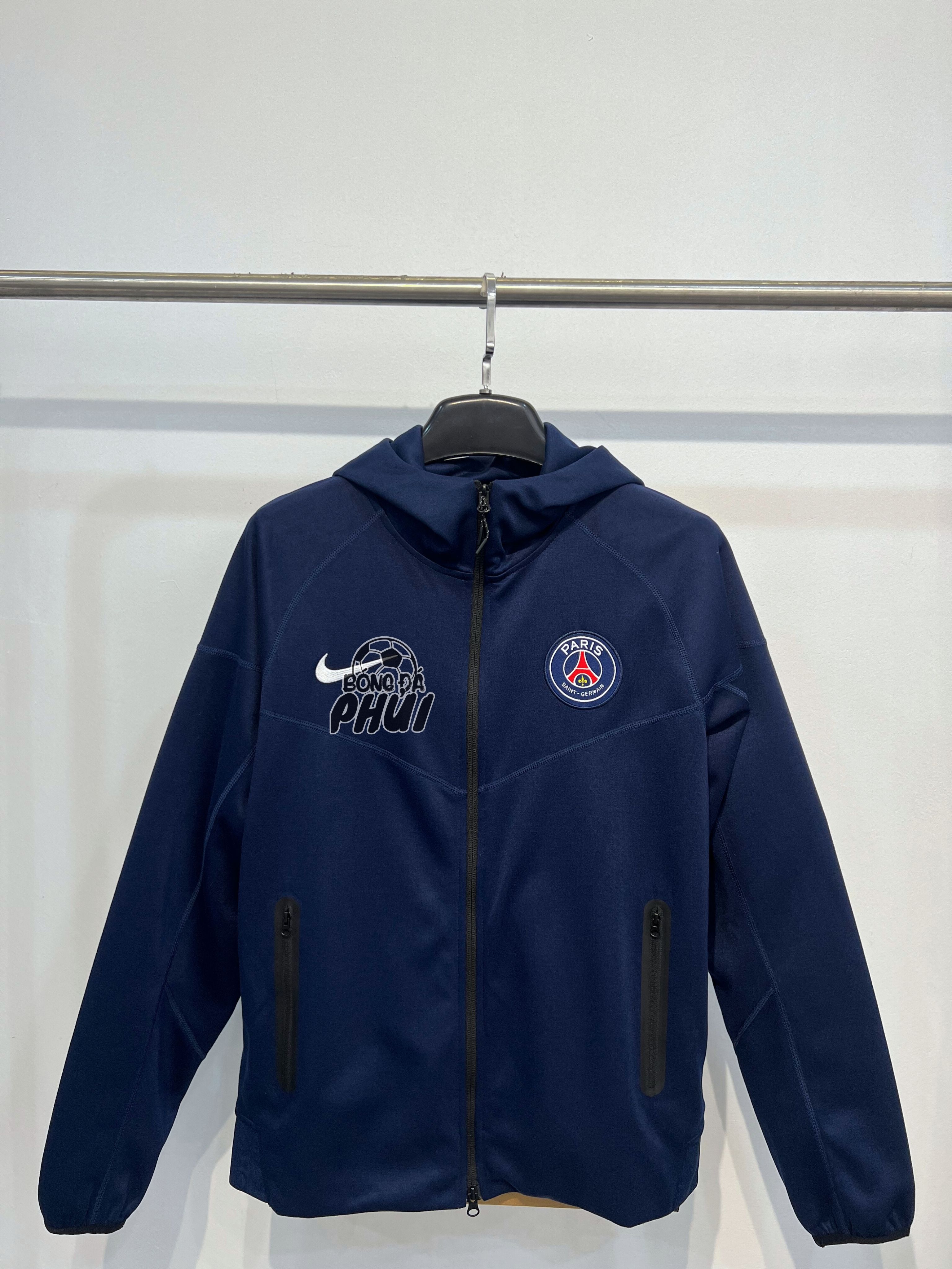 BỘ KHOÁC MŨ PSG XANH 2024