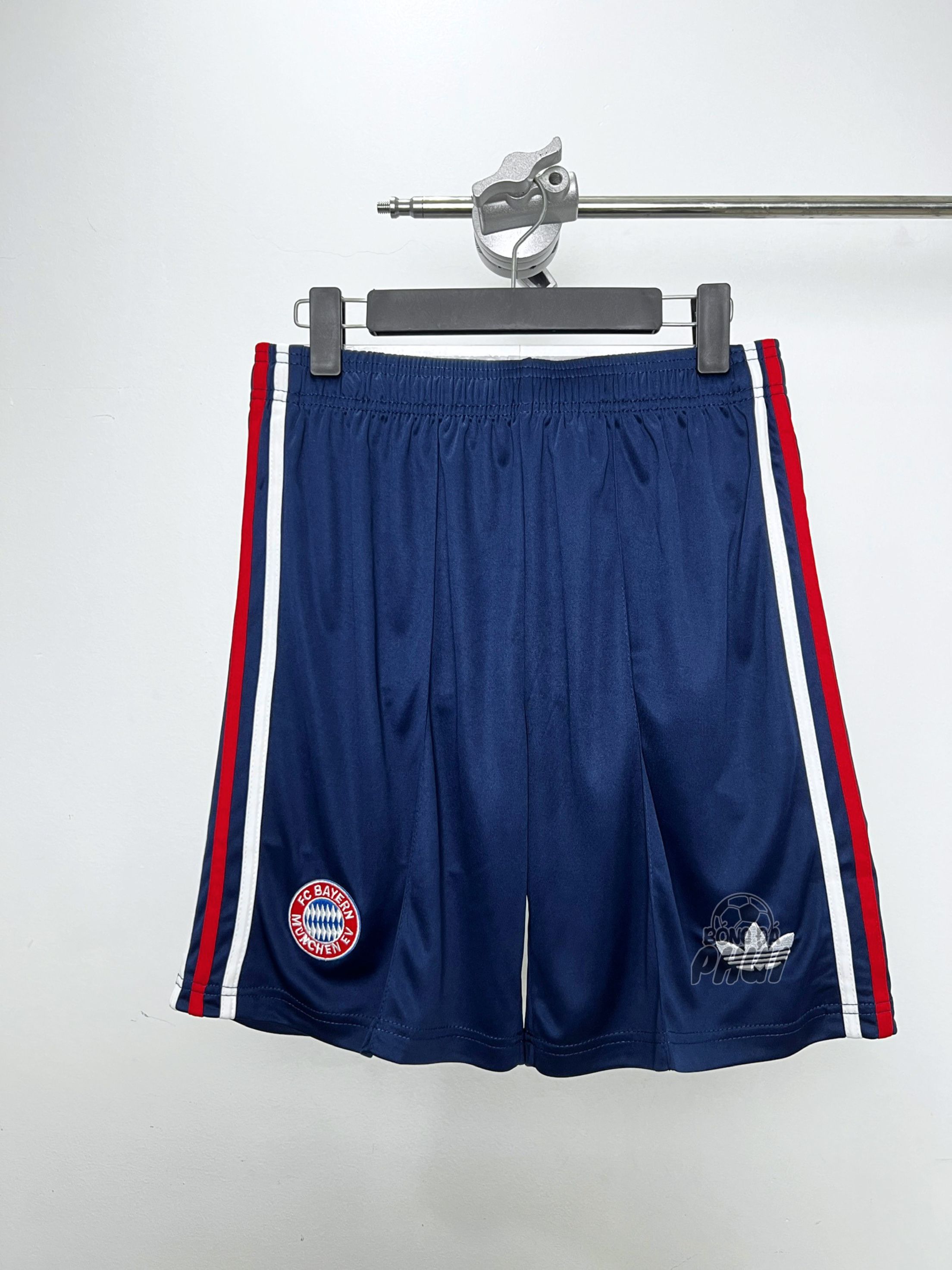 QUẦN ĐÙI BAYERN XANH 2026
