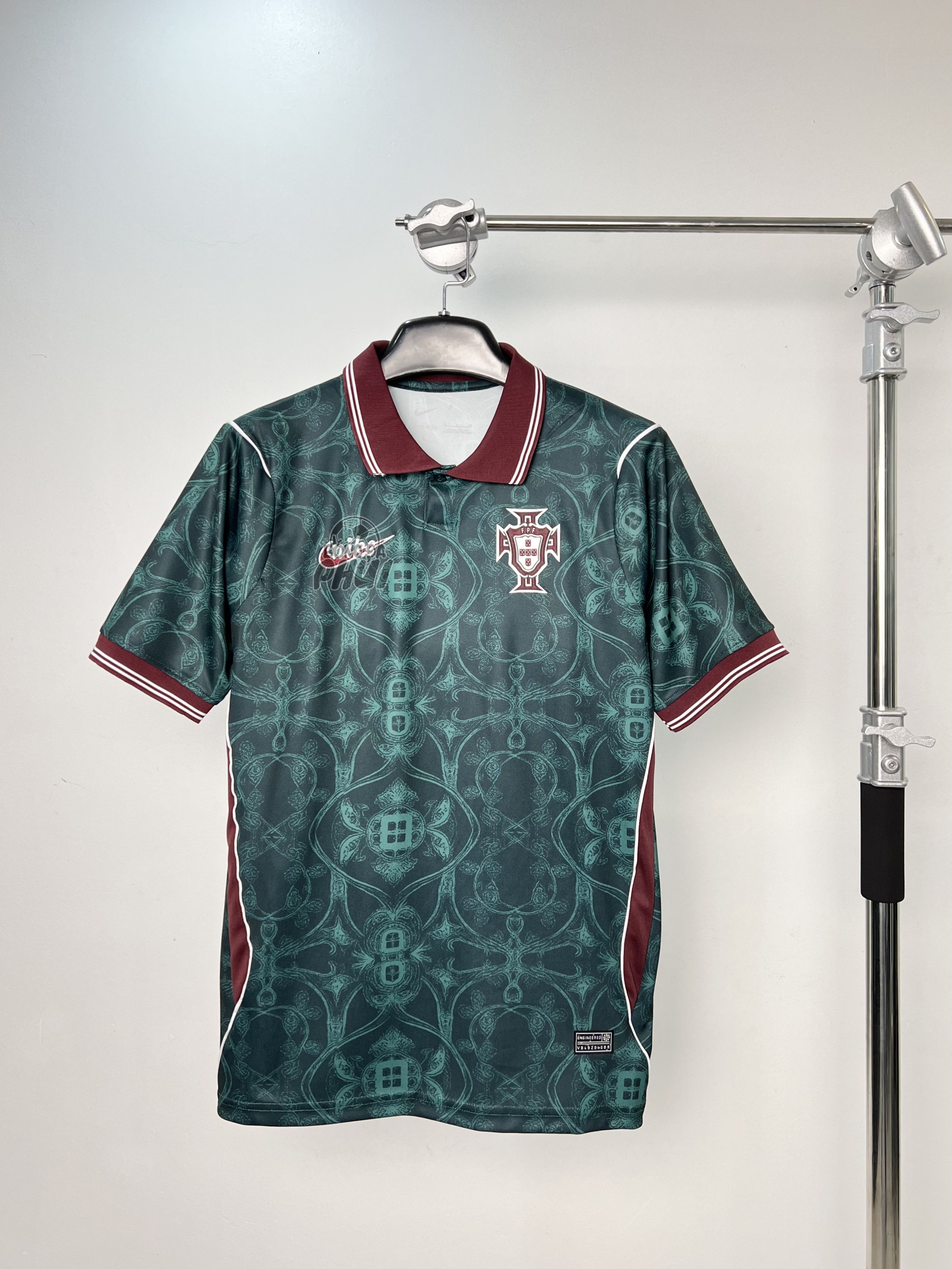 ÁO FAN BỒ ĐEN 2026