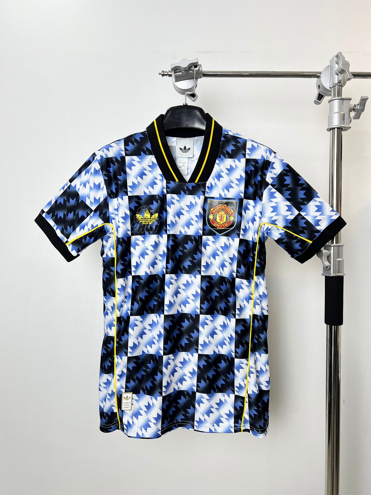 ÁO BODY LFS MU XANH 2025