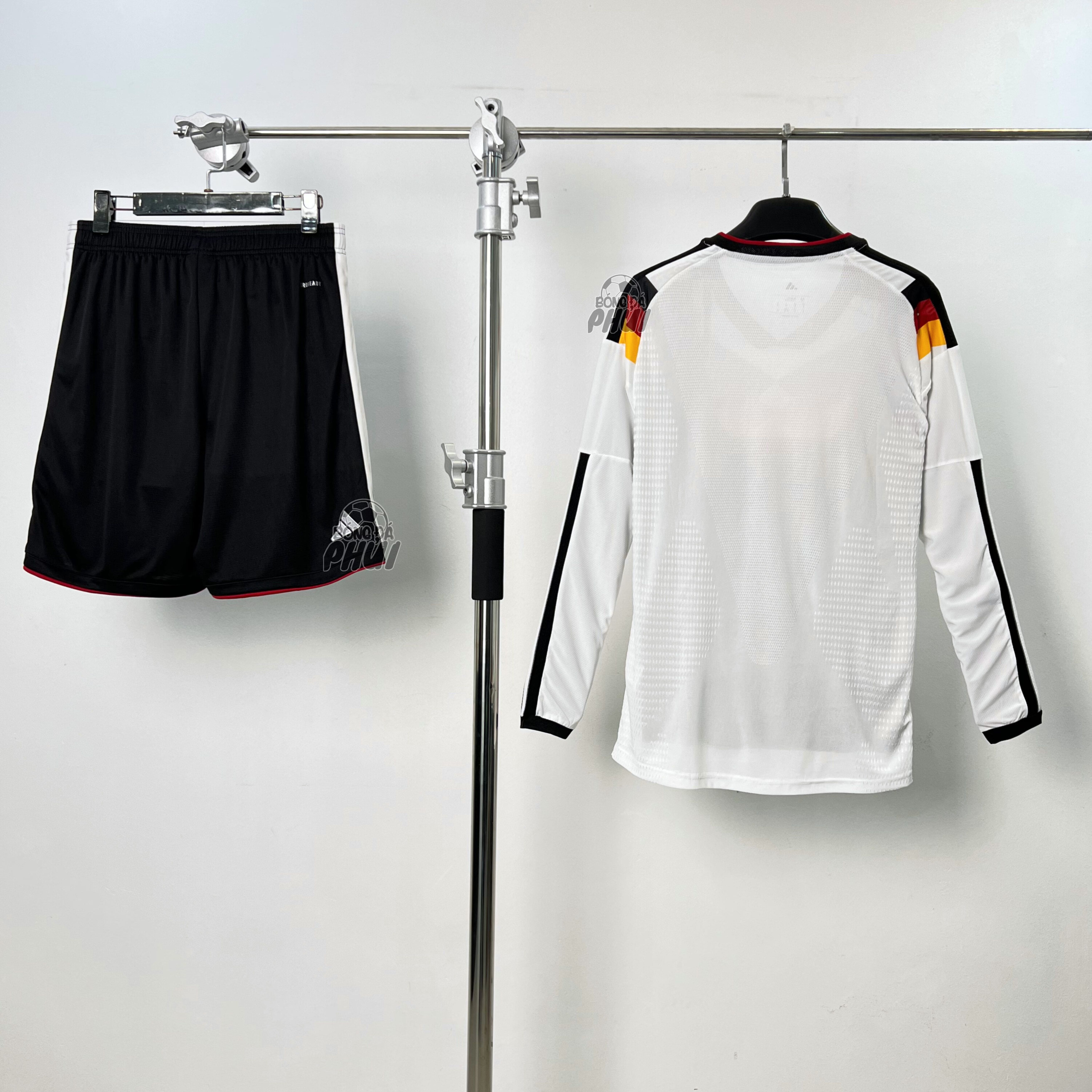 ÁO BODY ĐỨC TRẮNG DÀI TAY 2025