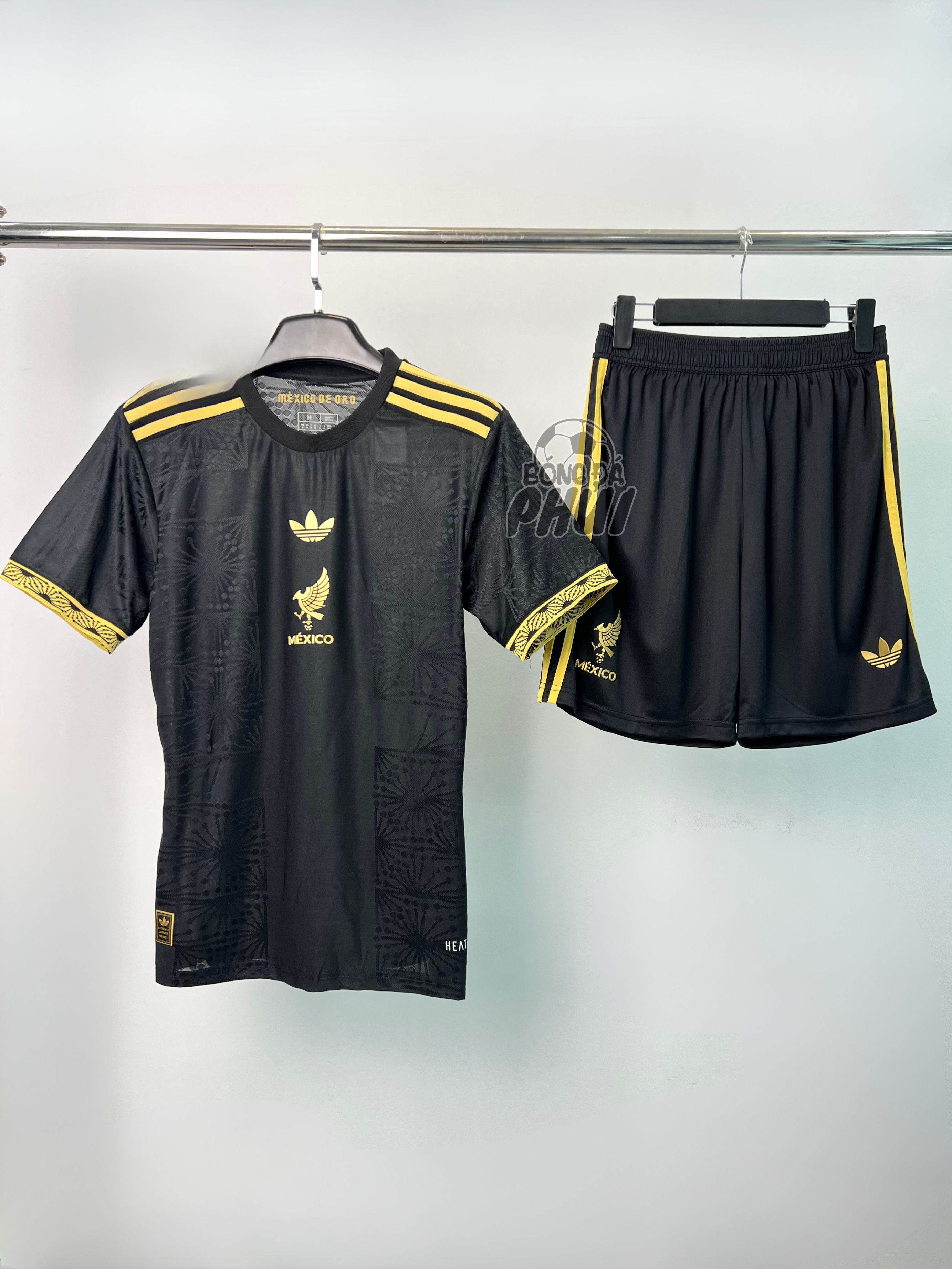 QUẦN ĐÙI MEXICO ĐEN 2025