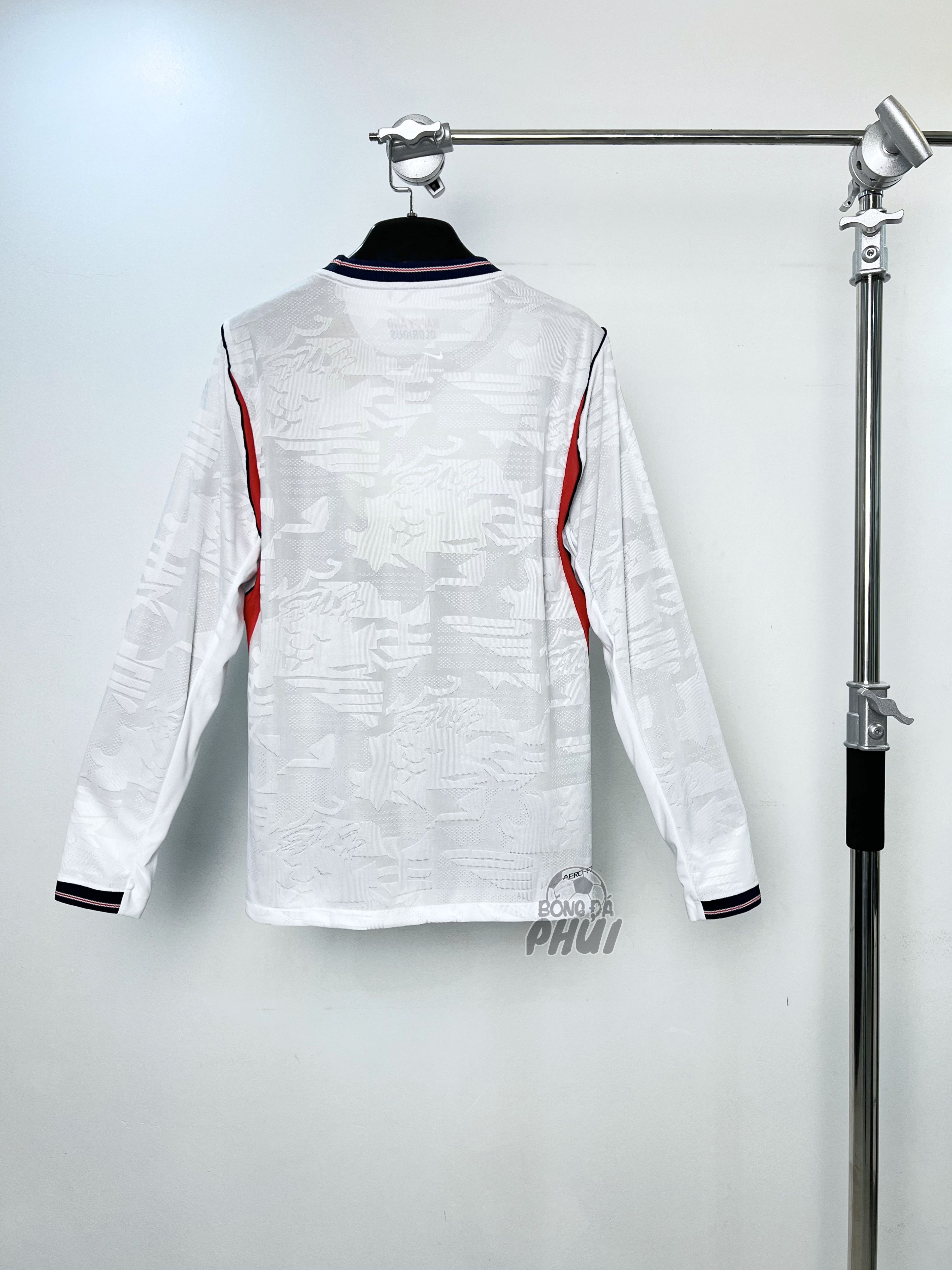 ÁO BODY ANH TRẮNG DÀI TAY WC 2026