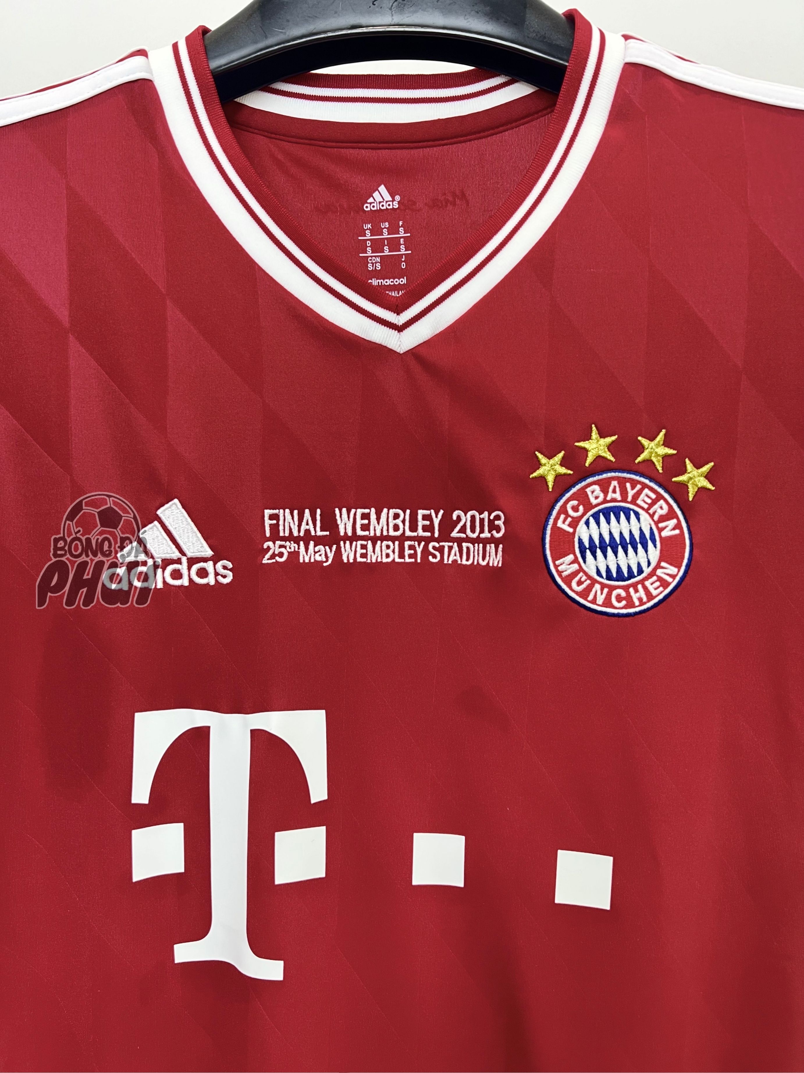 ÁO RETRO BAYERN ĐỎ 2013