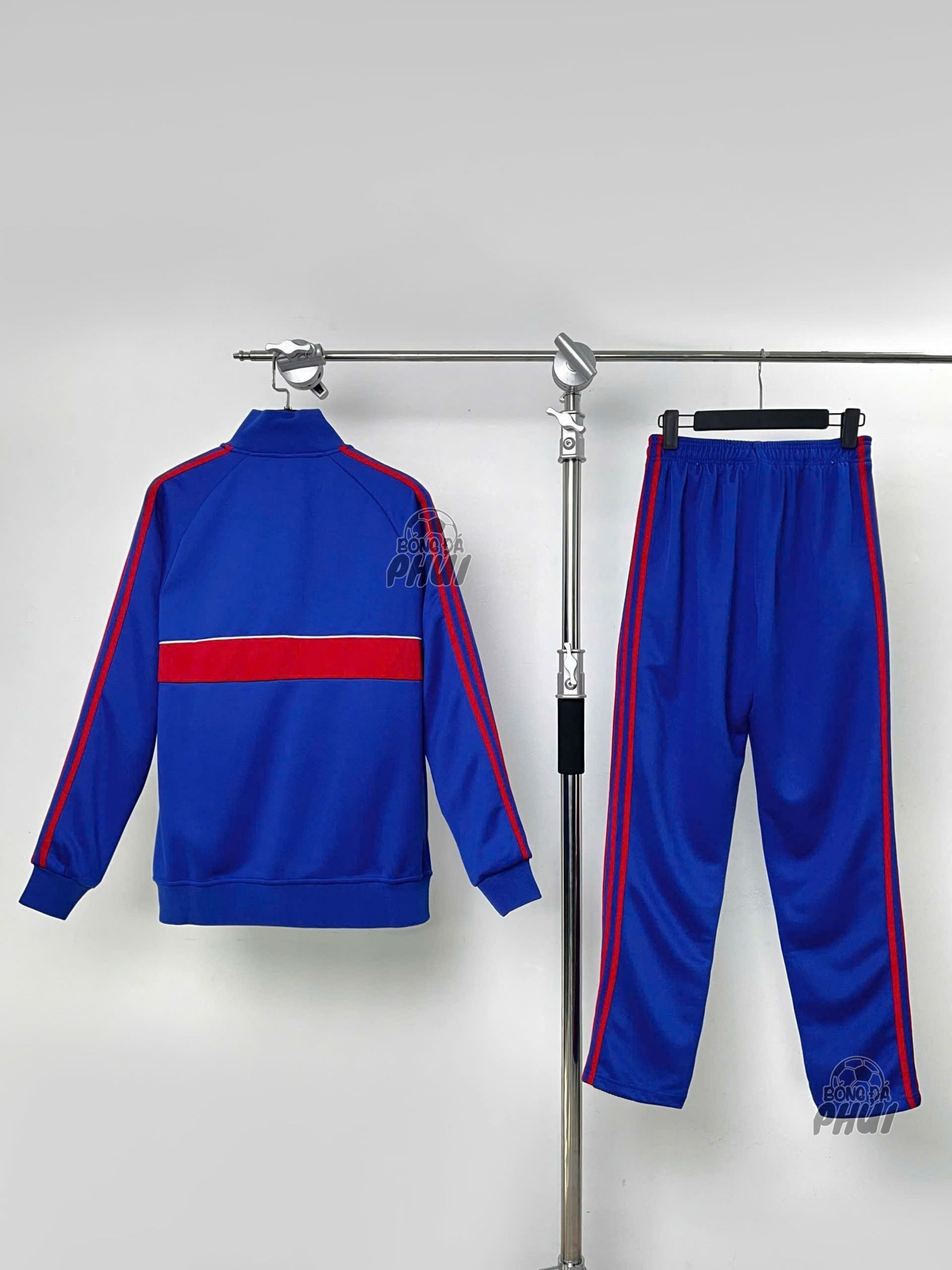 BỘ KHOÁC MU XANH 2026
