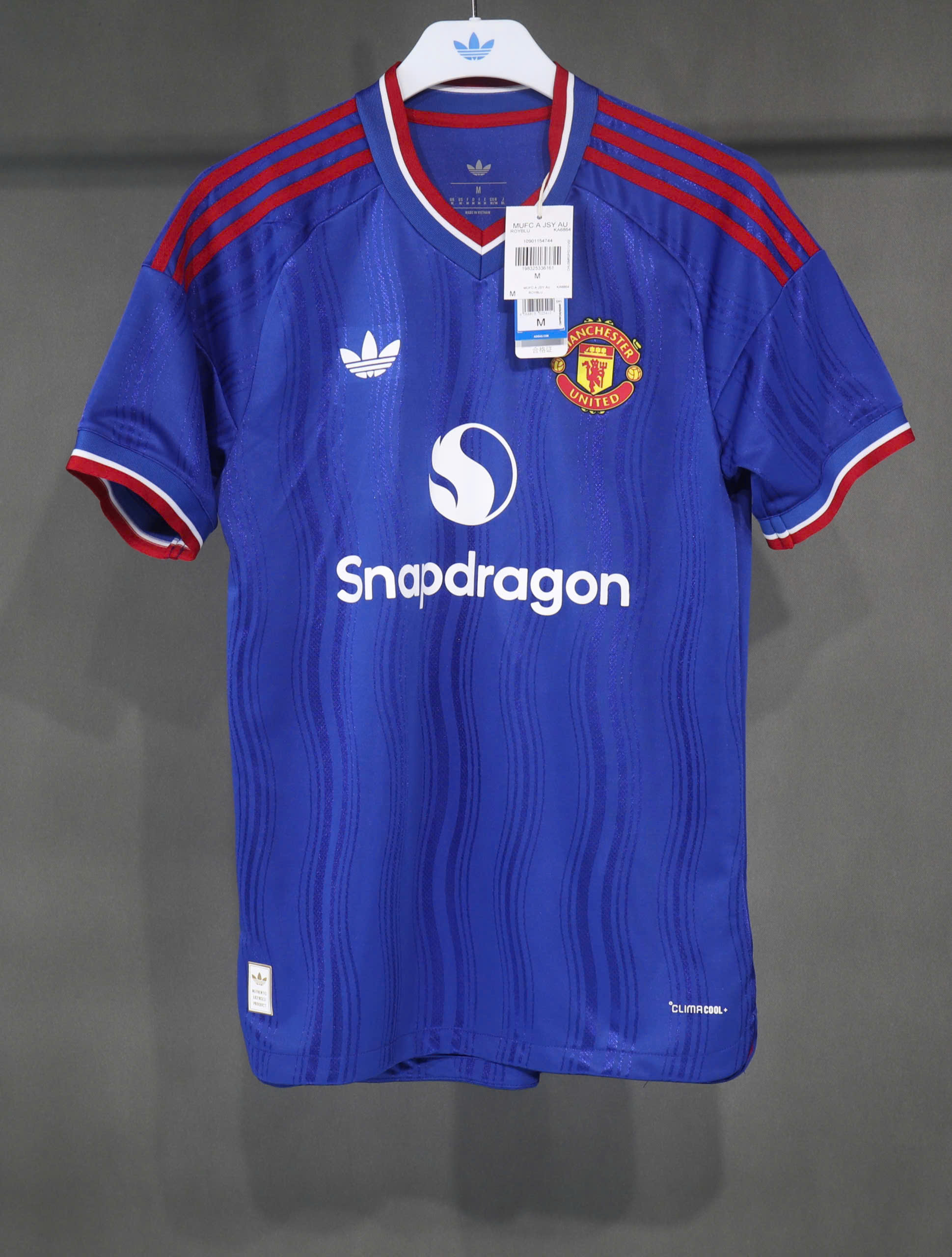 ÁO PLAYER MU XANH 2026