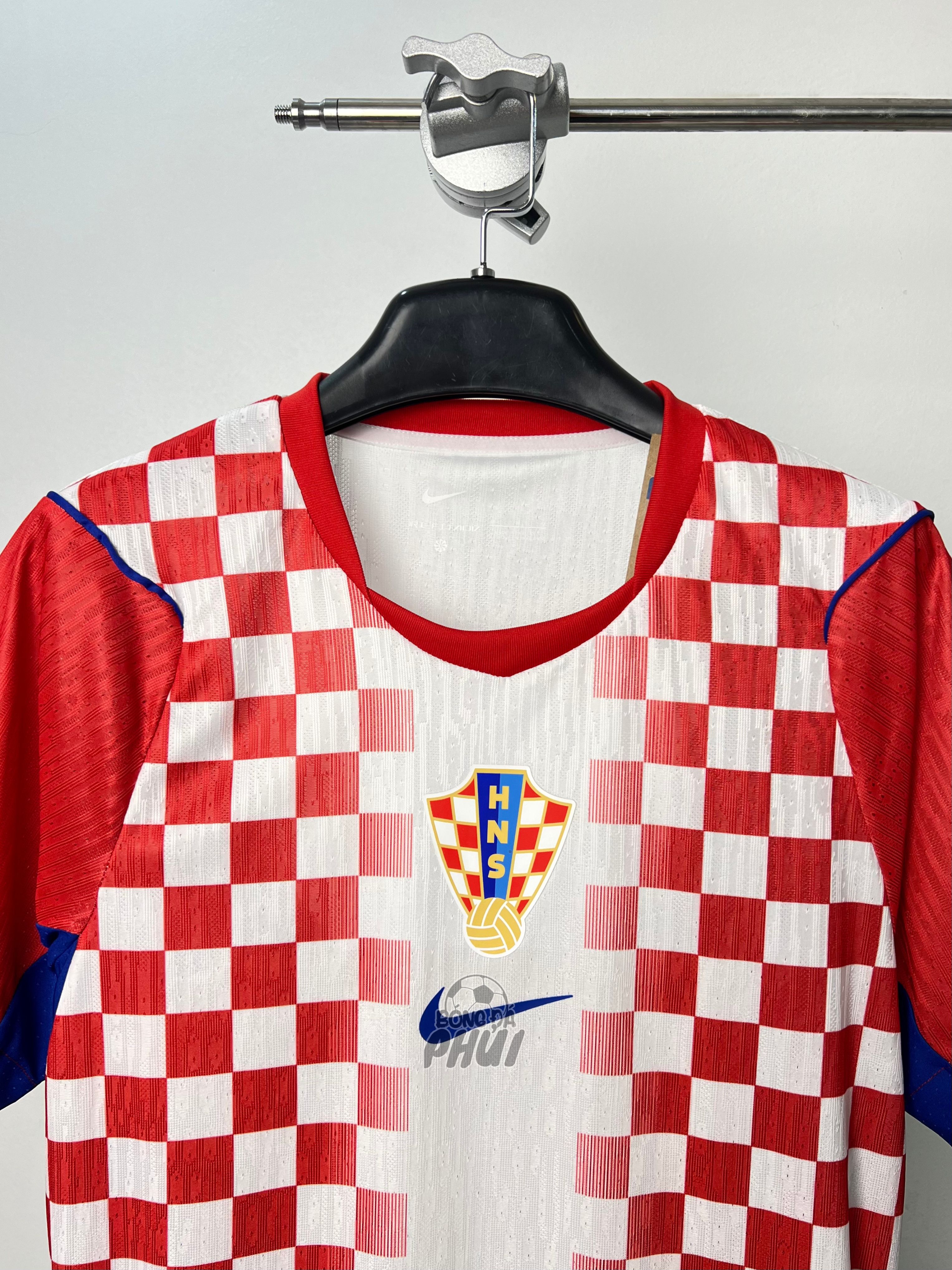 ÁO BODY CROAT ĐỎ 2026