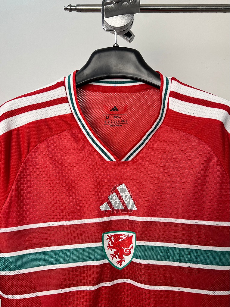 ÁO BODY WALES ĐỎ 2026