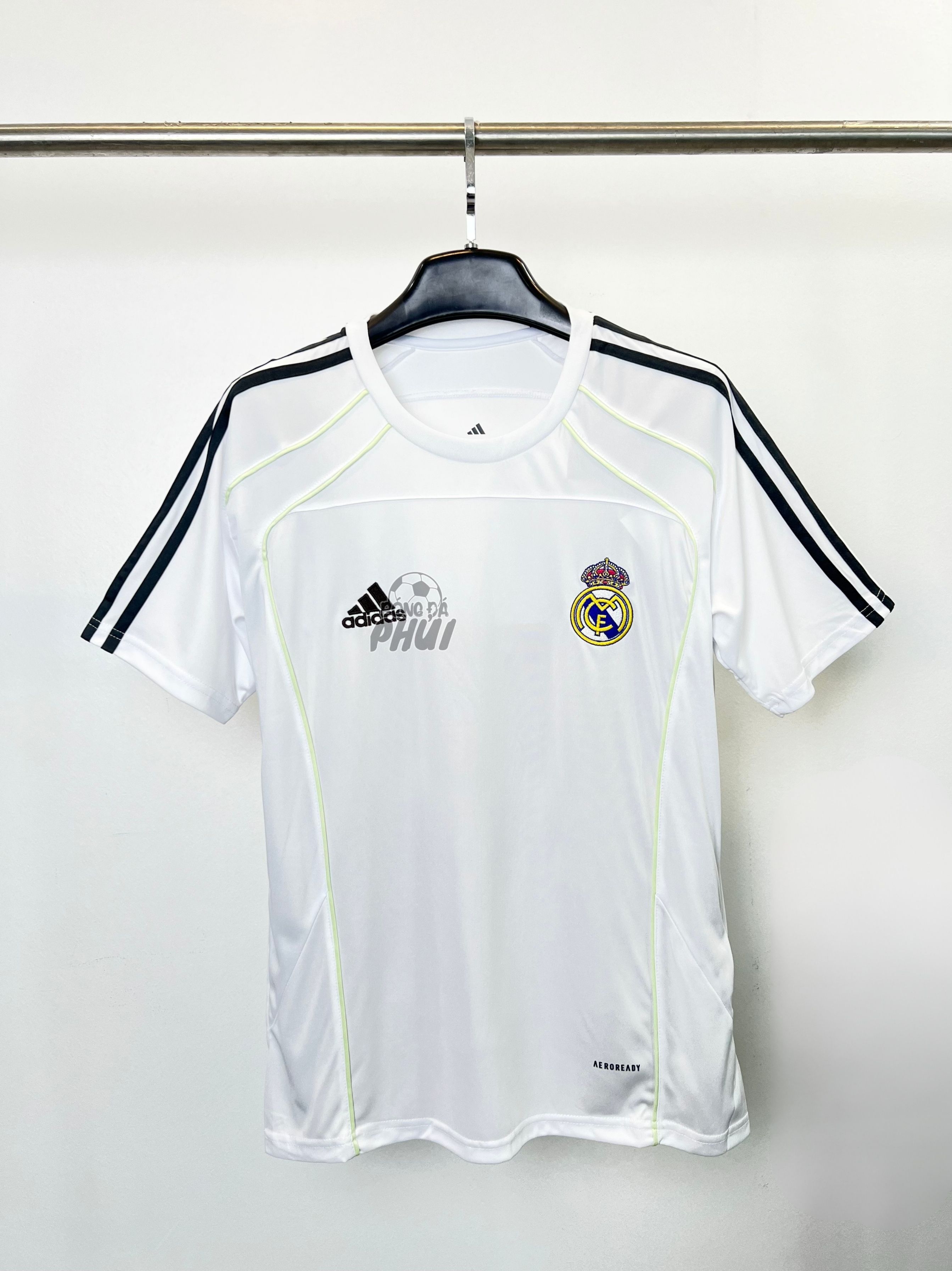 ÁO REAL UBP TRẮNG 2025