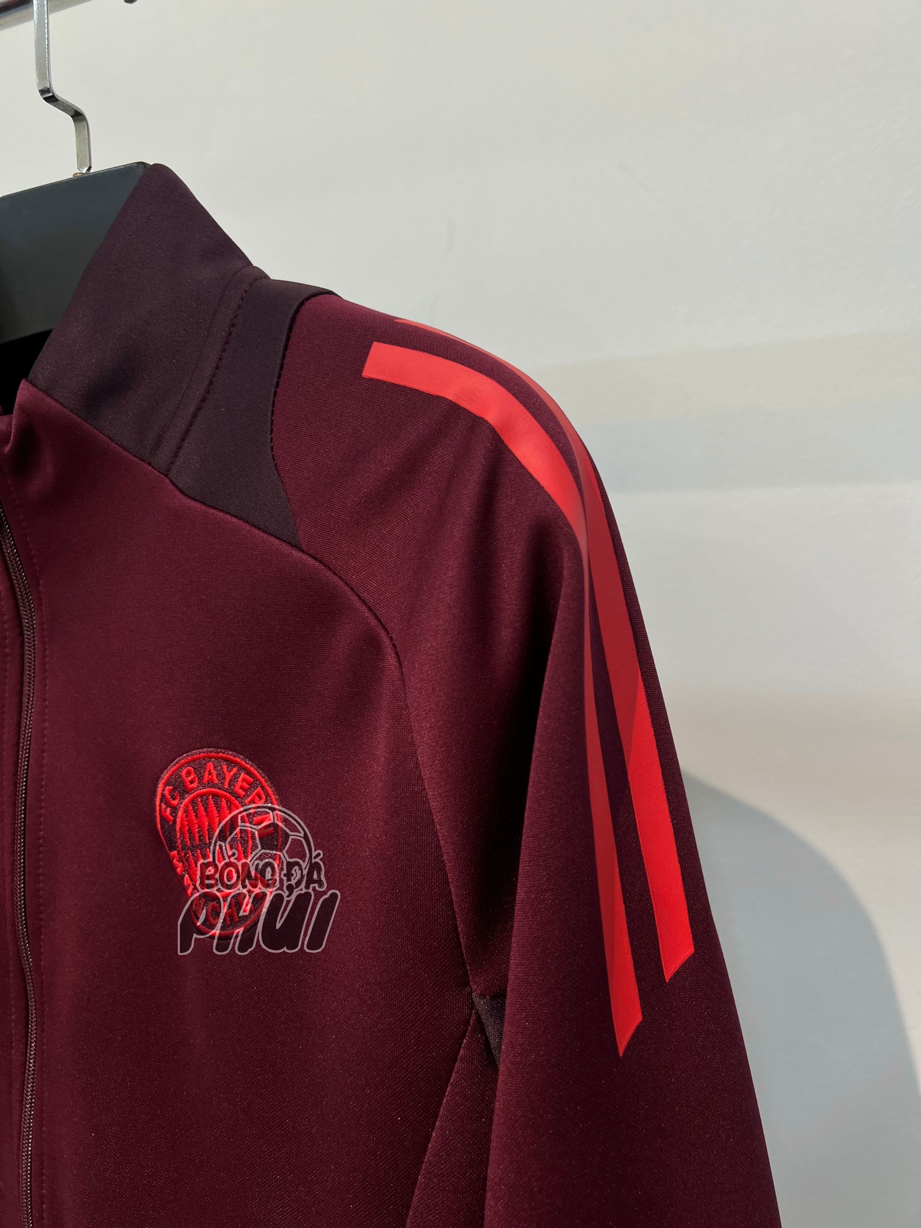 BỘ KHOÁC BAYERN ĐỎ 2024