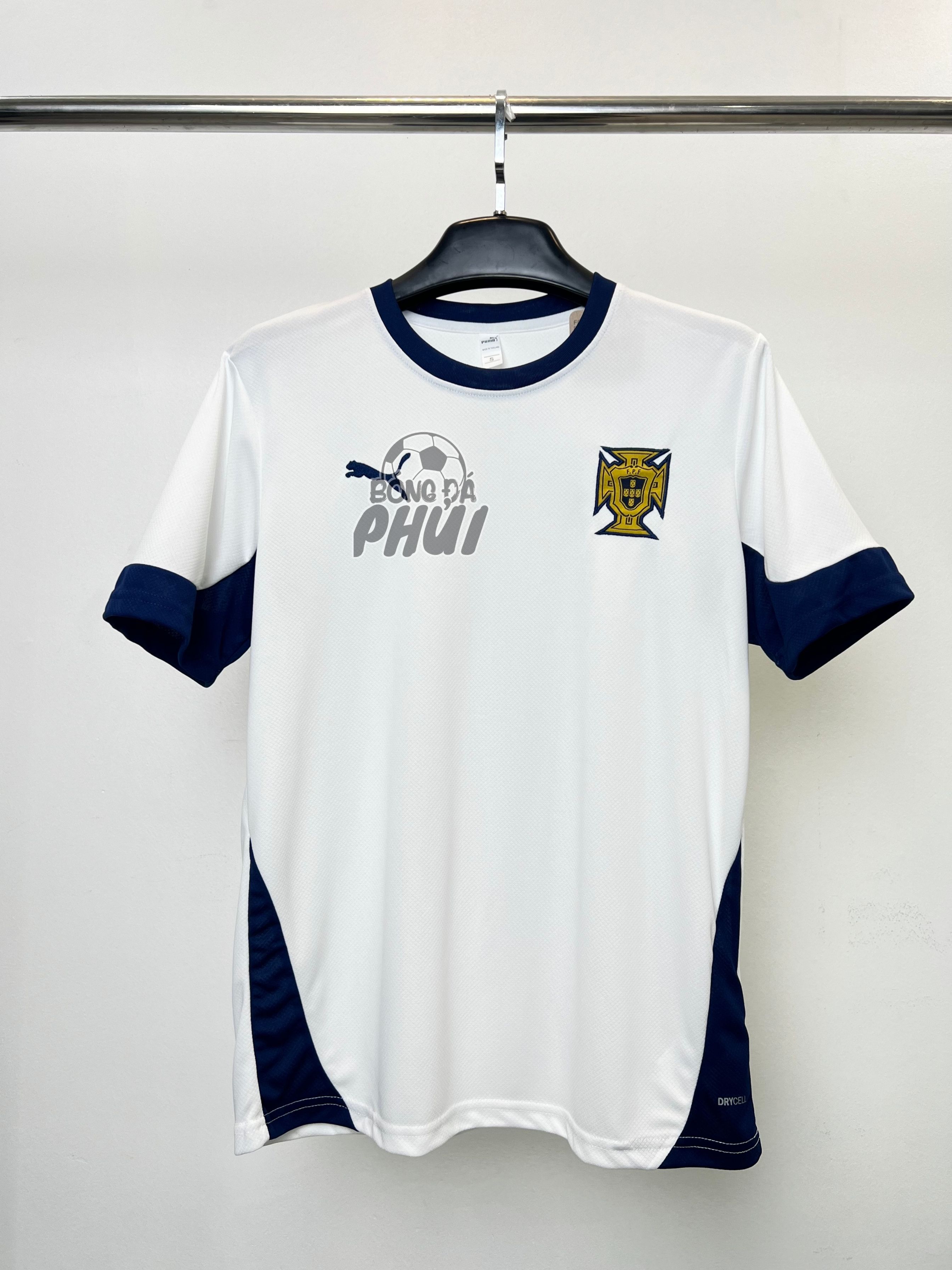 ÁO TẬP BỒ TRẮNG 2025