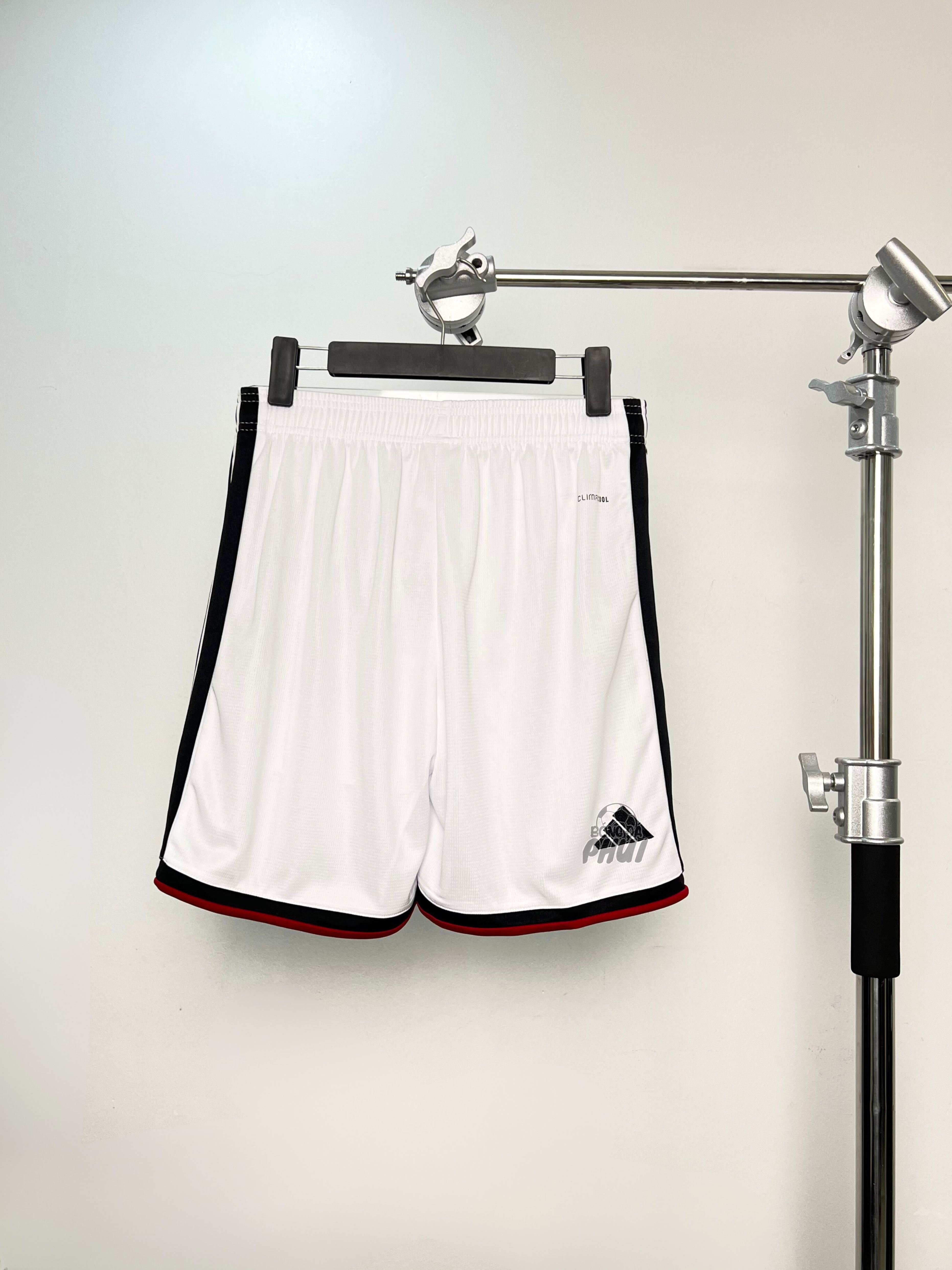 QUẦN ĐÙI ĐỨC TRẮNG WC 2026