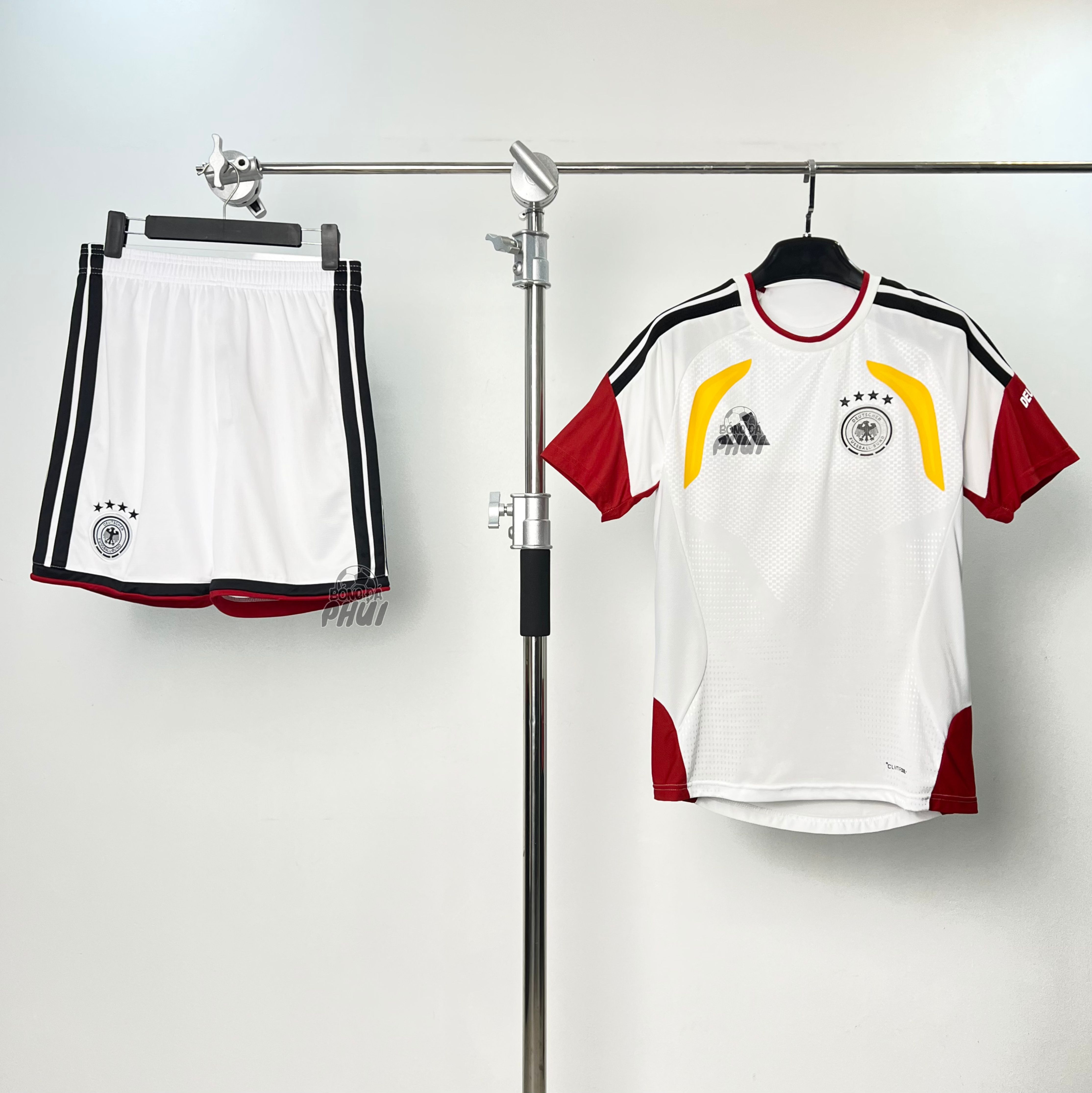 ÁO BODY TẬP ĐỨC TRẮNG WC 2026