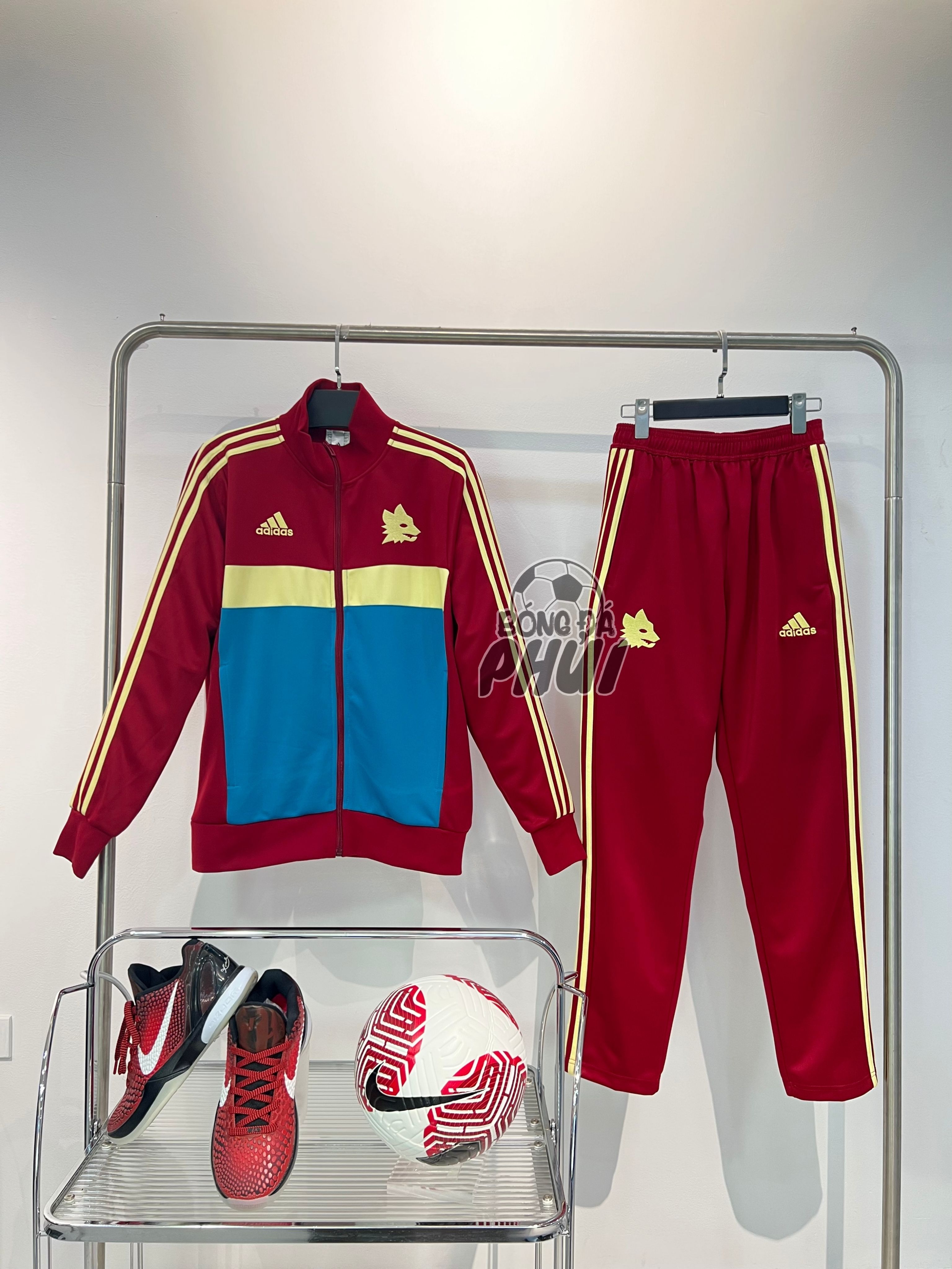 BỘ KHOÁC ROMA ĐỎ 2024