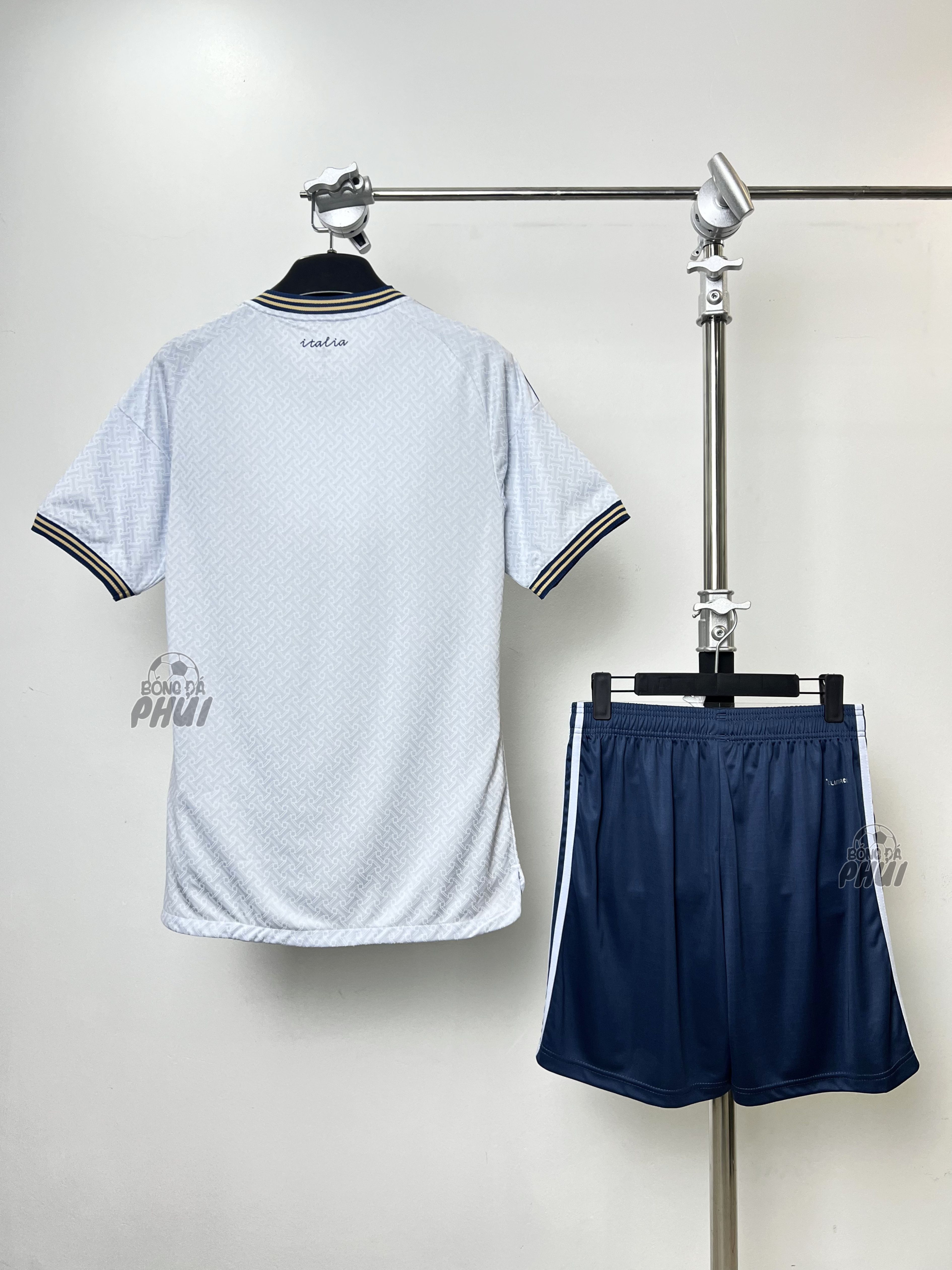 ÁO BODY Ý TRẮNG 2025
