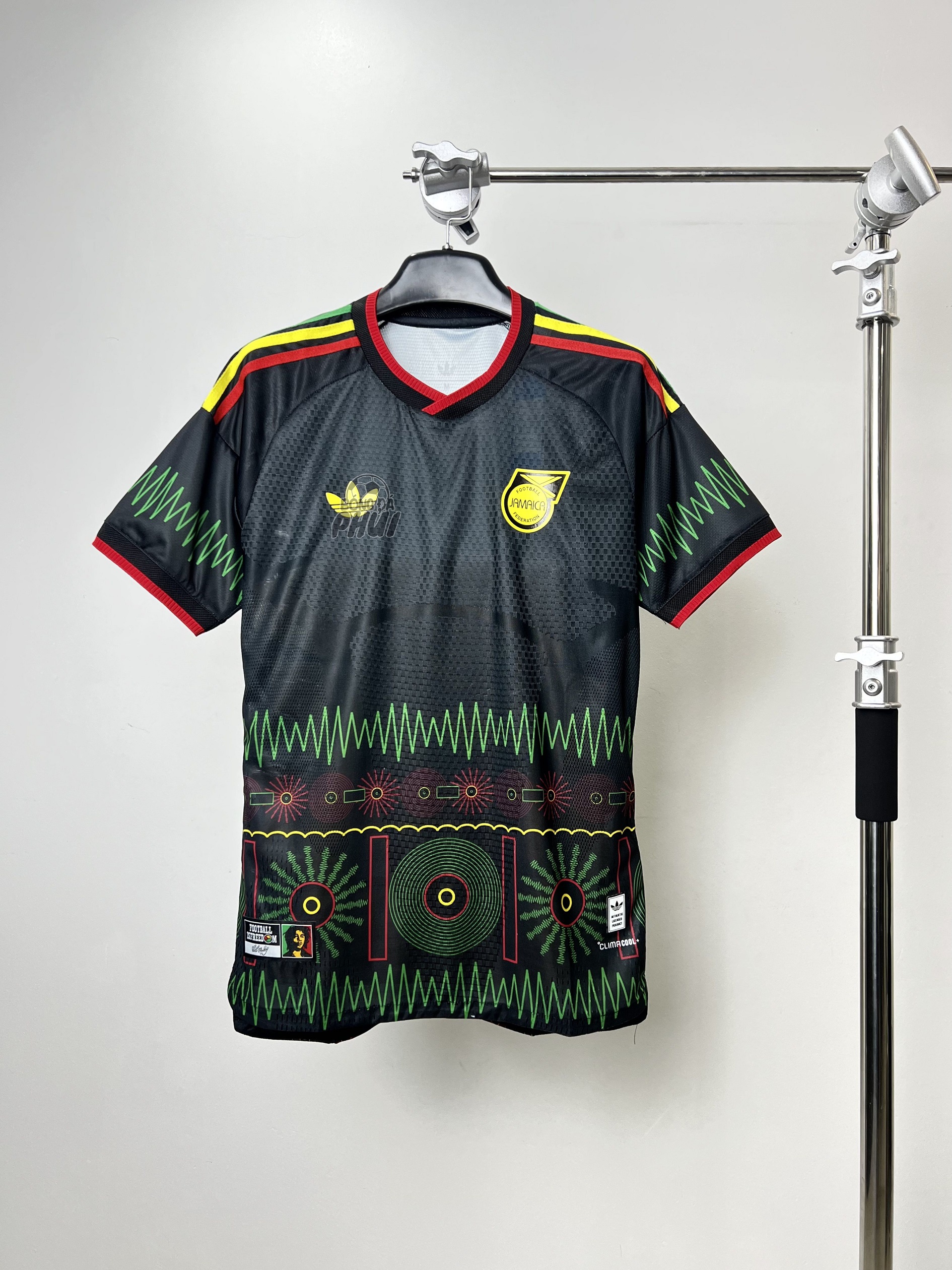 ÁO BODY JAMAICA ĐEN 2026