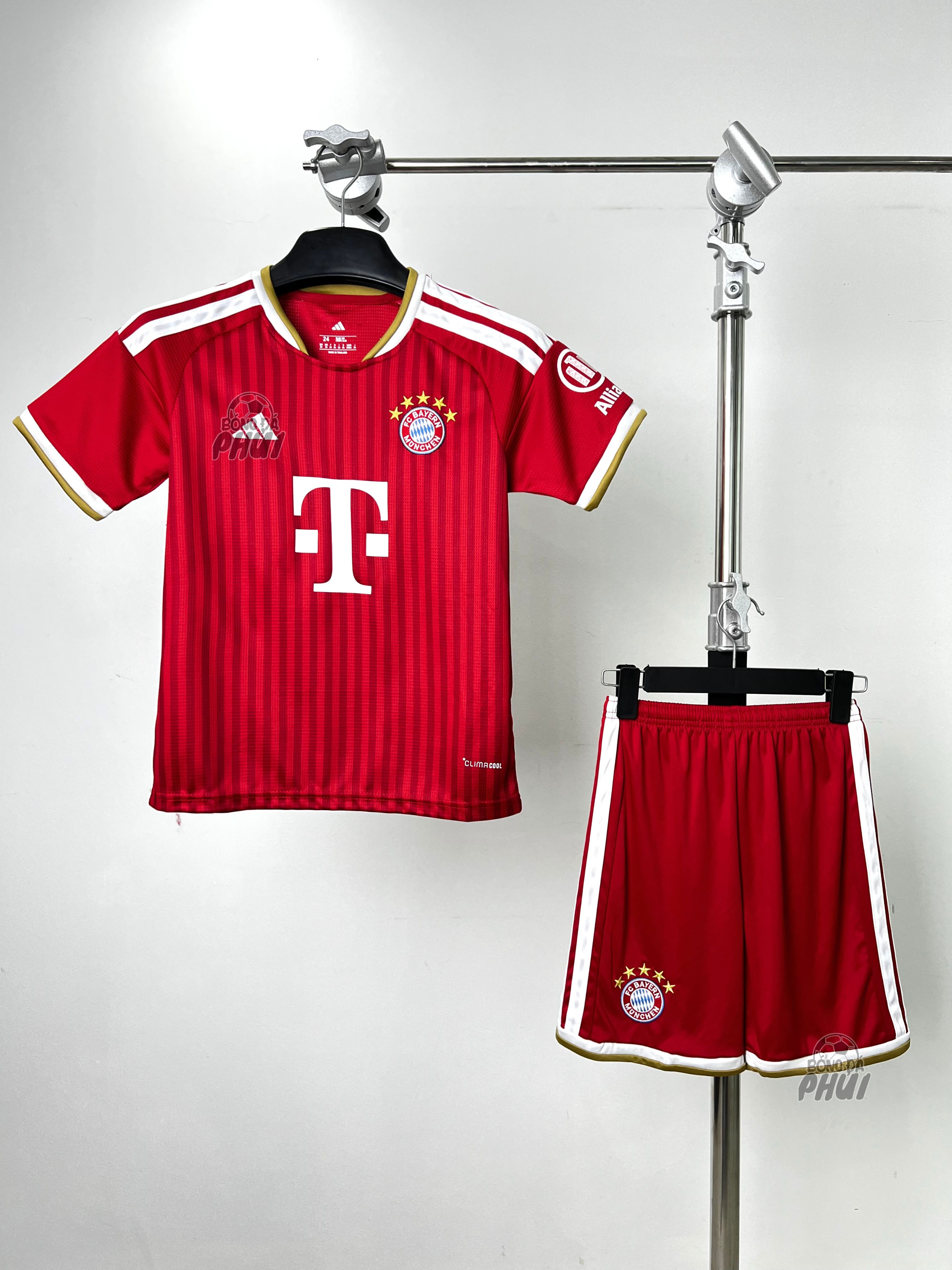 BỘ TE BAYERN ĐỎ 2026