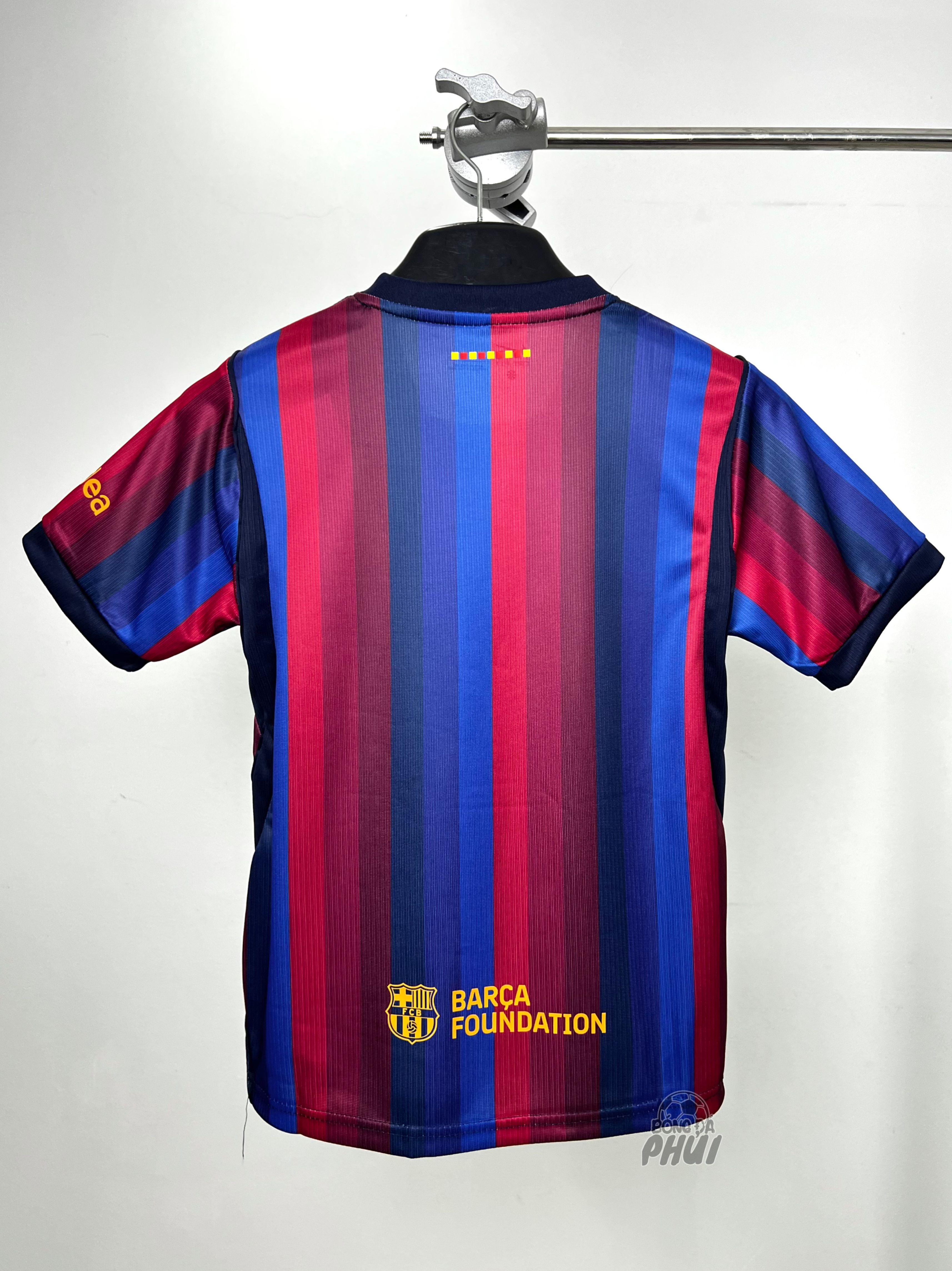 BỘ TE BARCA XANH ĐỎ 2026