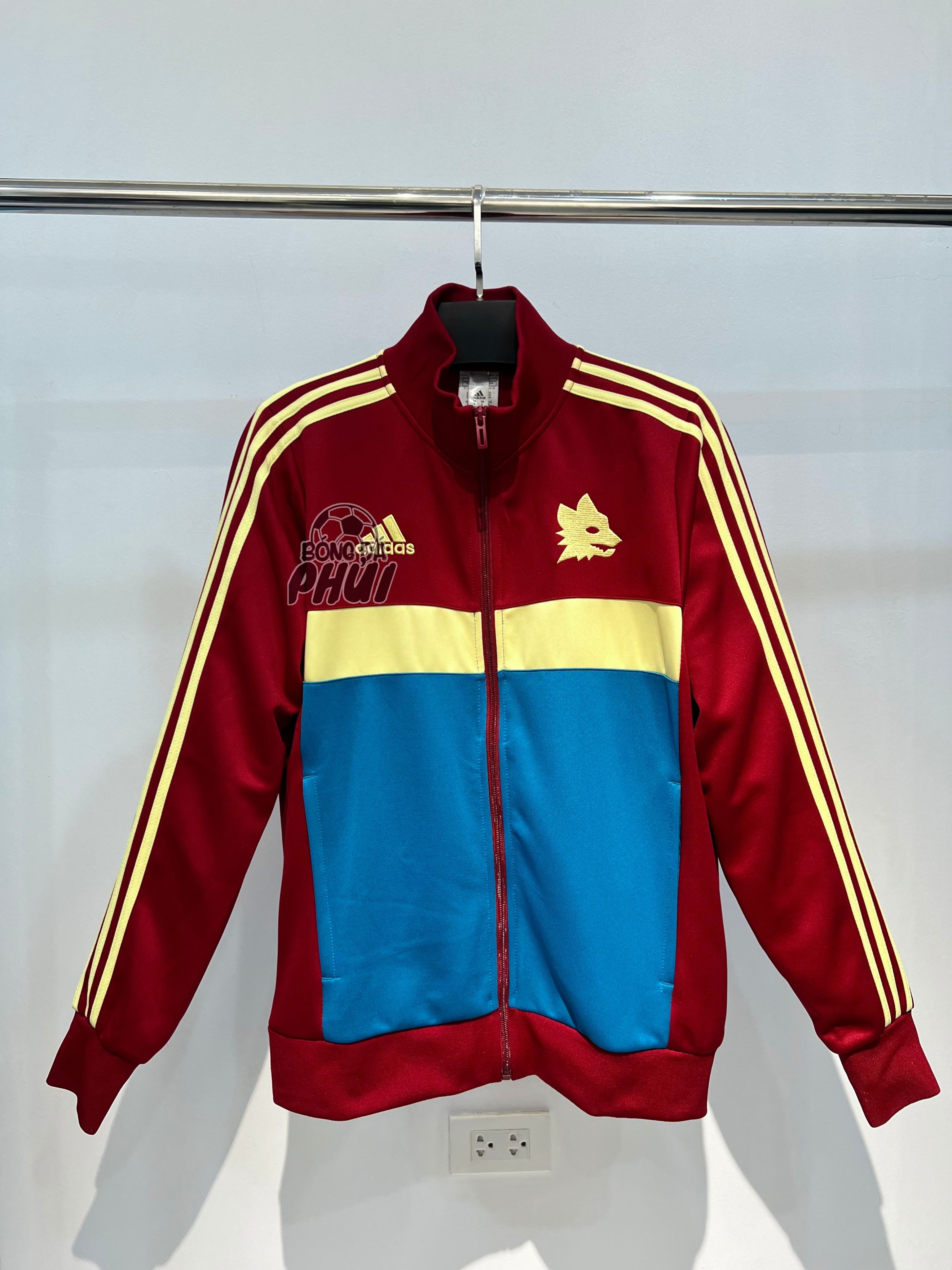 BỘ KHOÁC ROMA ĐỎ 2024