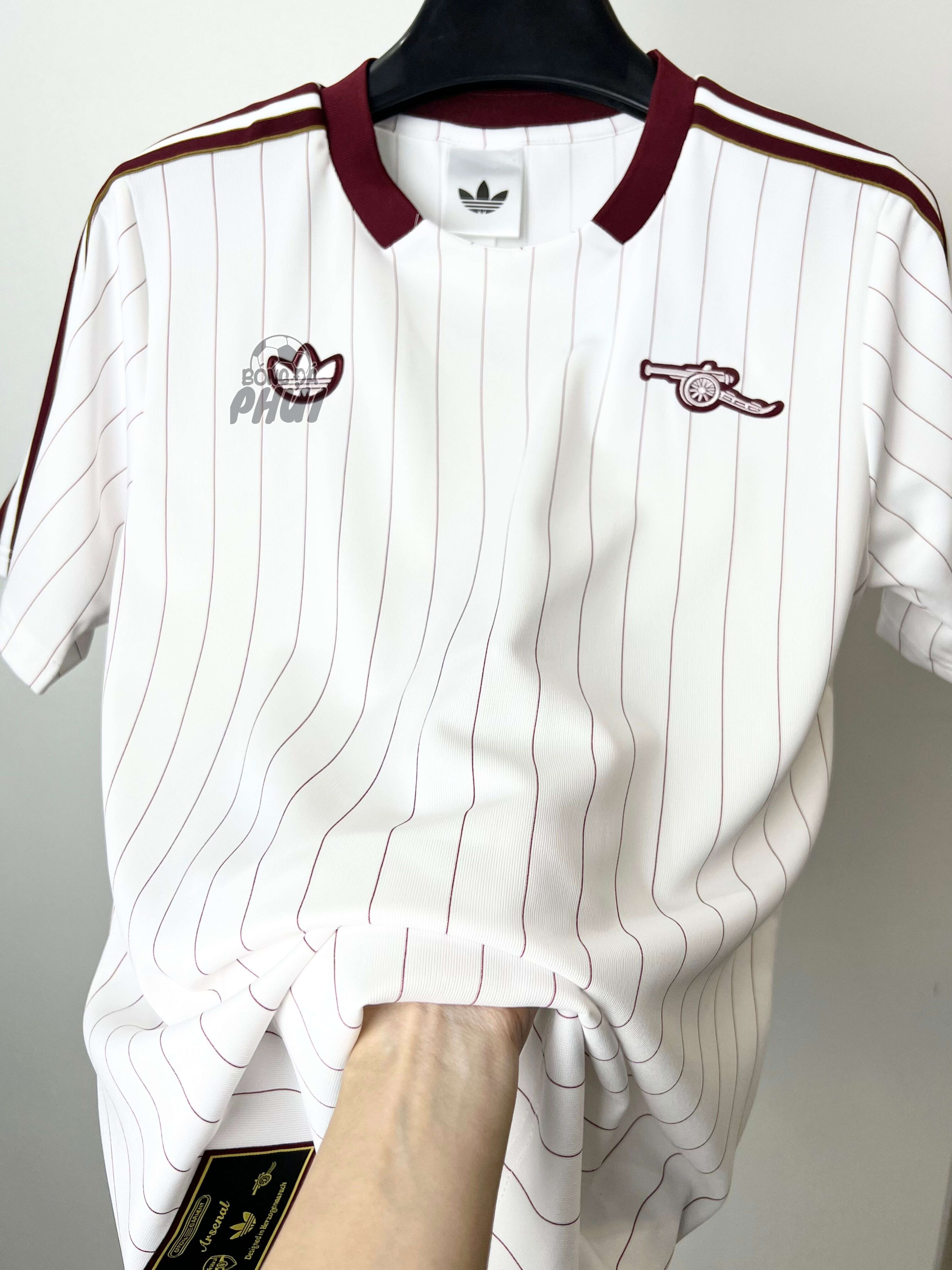 ÁO ARS TR TRẮNG 2025