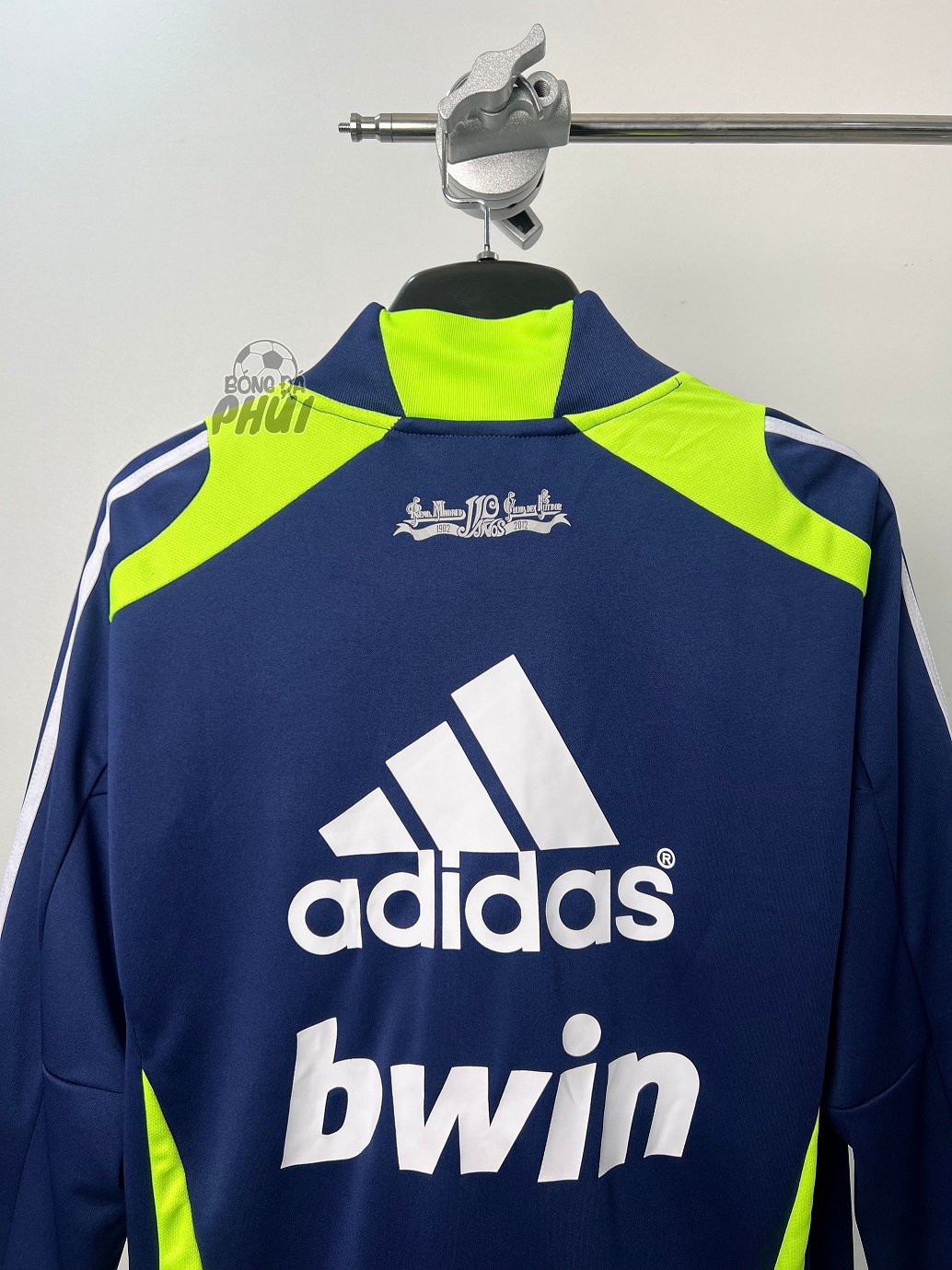 ÁO NỈ REAL XANH 2012