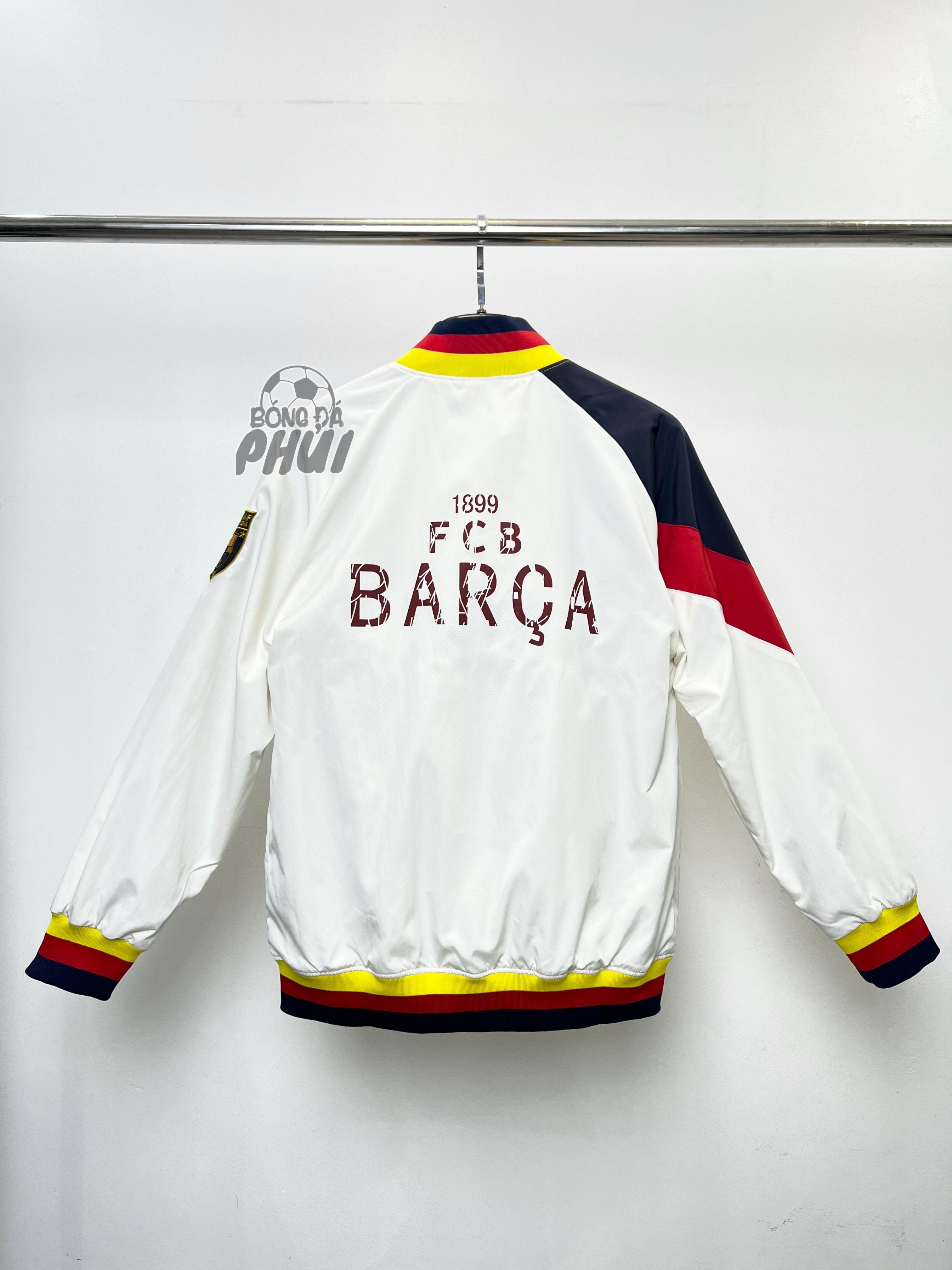 ÁO GIÓ RETRO BARCA TRẮNG
