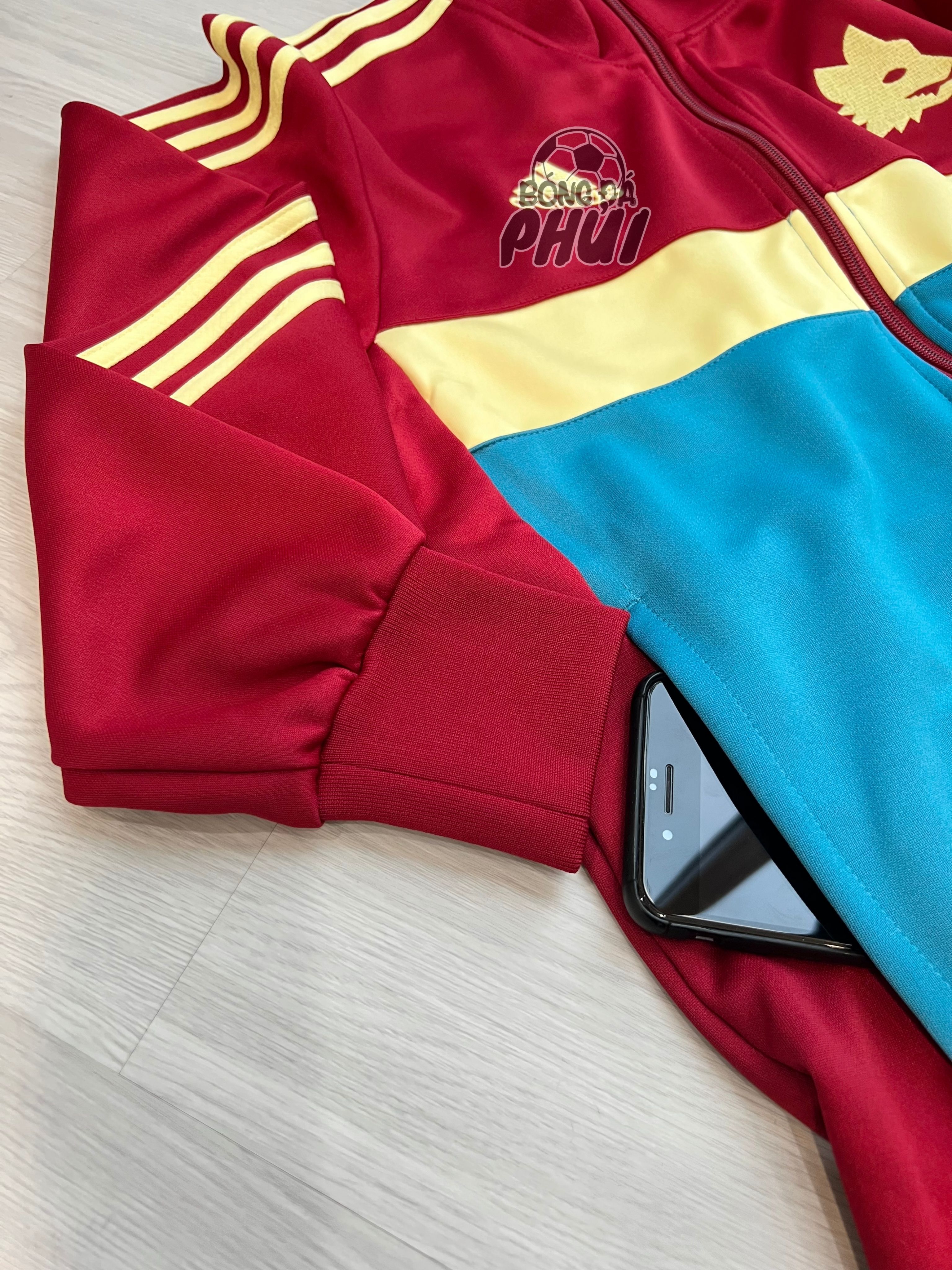 BỘ KHOÁC ROMA ĐỎ 2024
