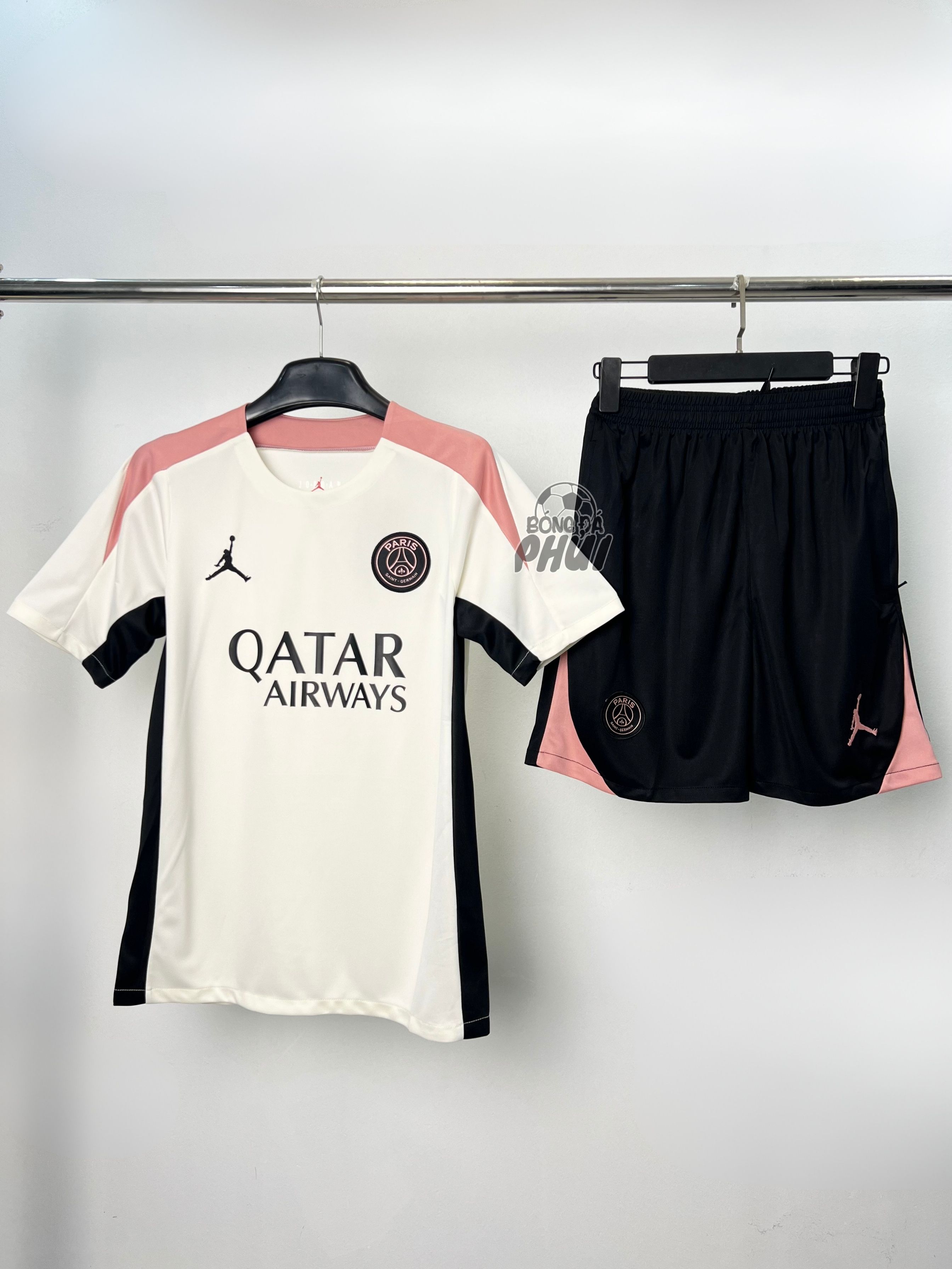 BỘ TẬP PSG TRẮNG 2025