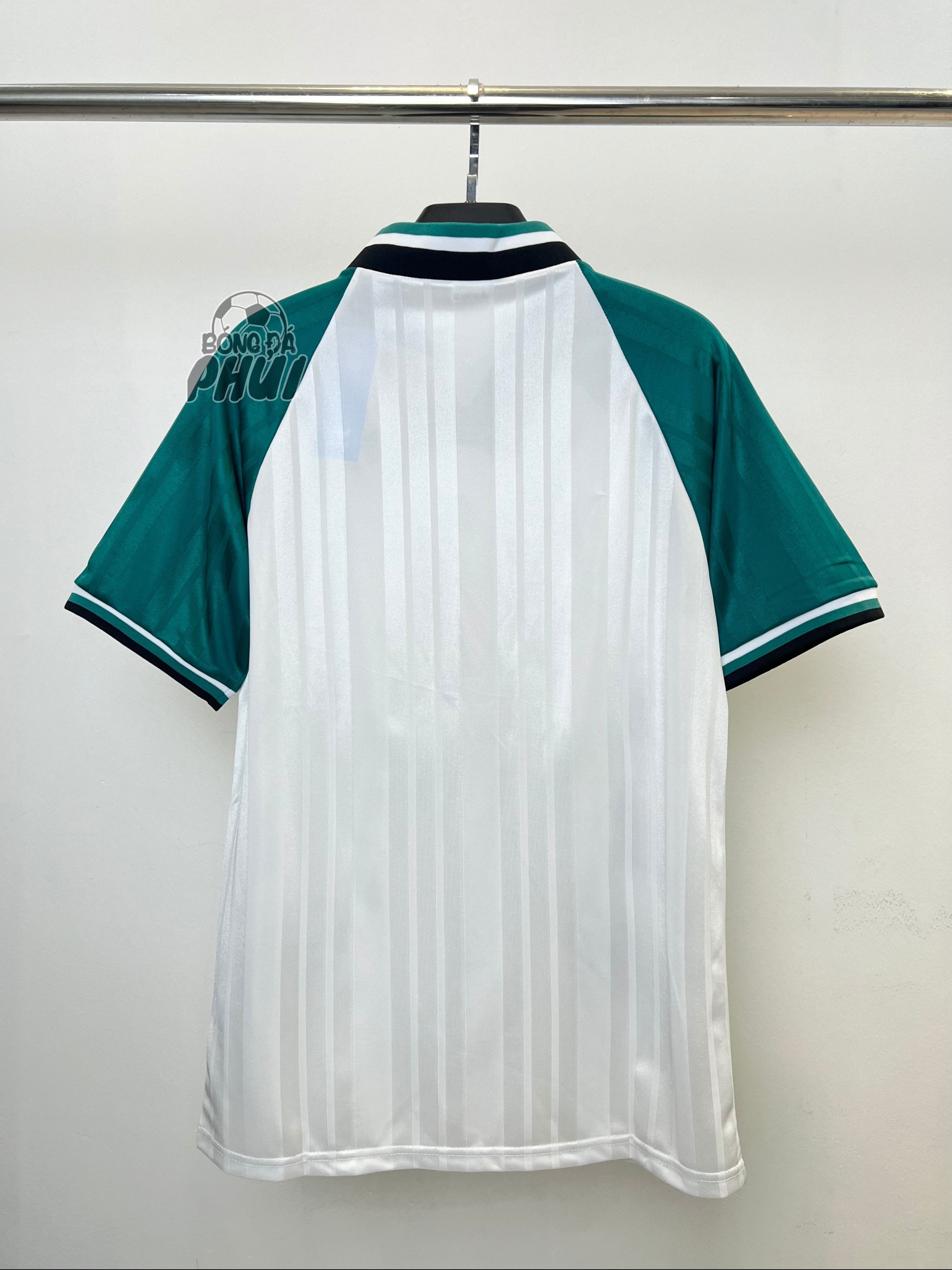 ÁO RETRO LIVER TRẮNG 1993