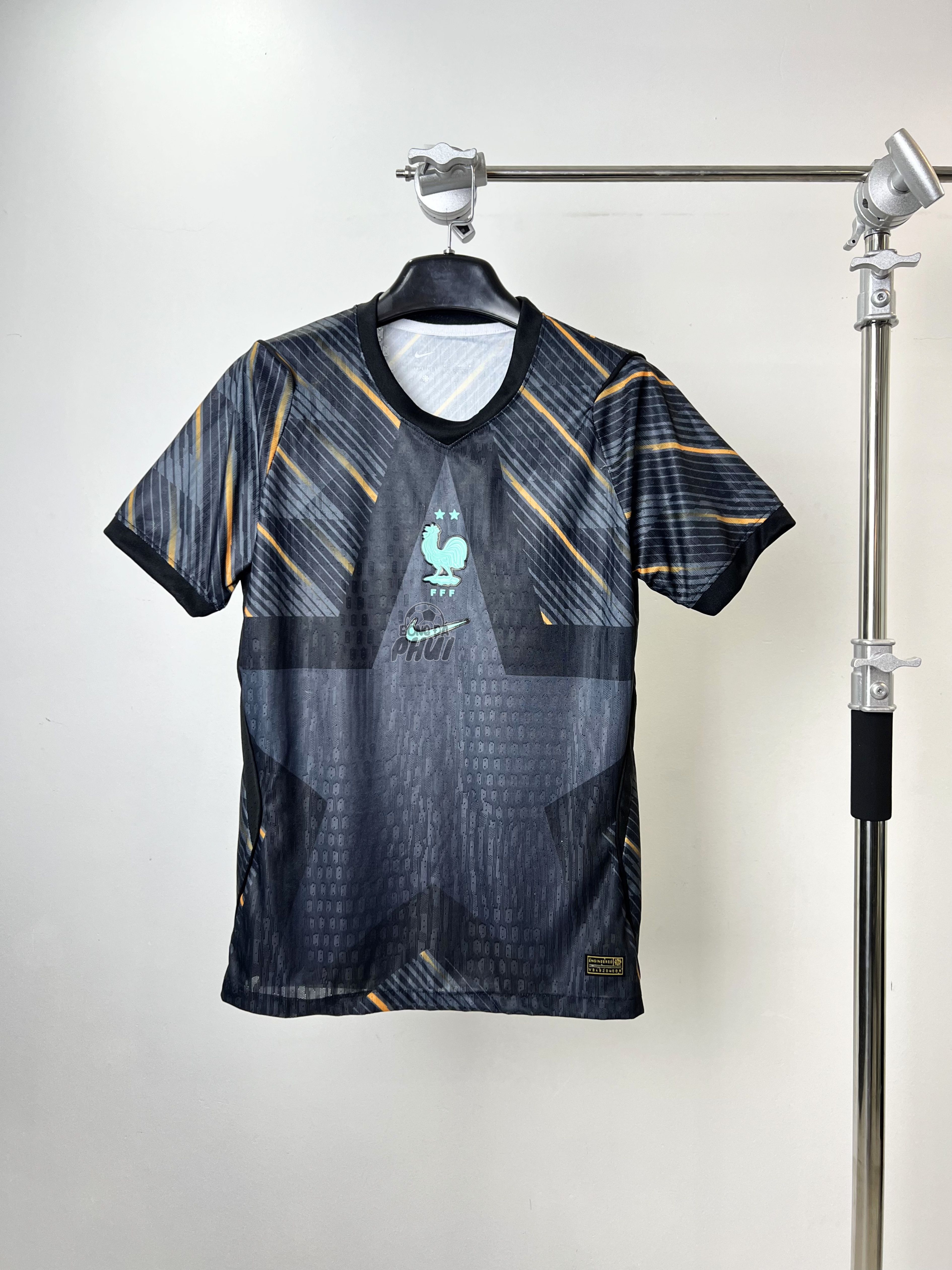 ÁO BODY TM PHÁP ĐEN WC 2026