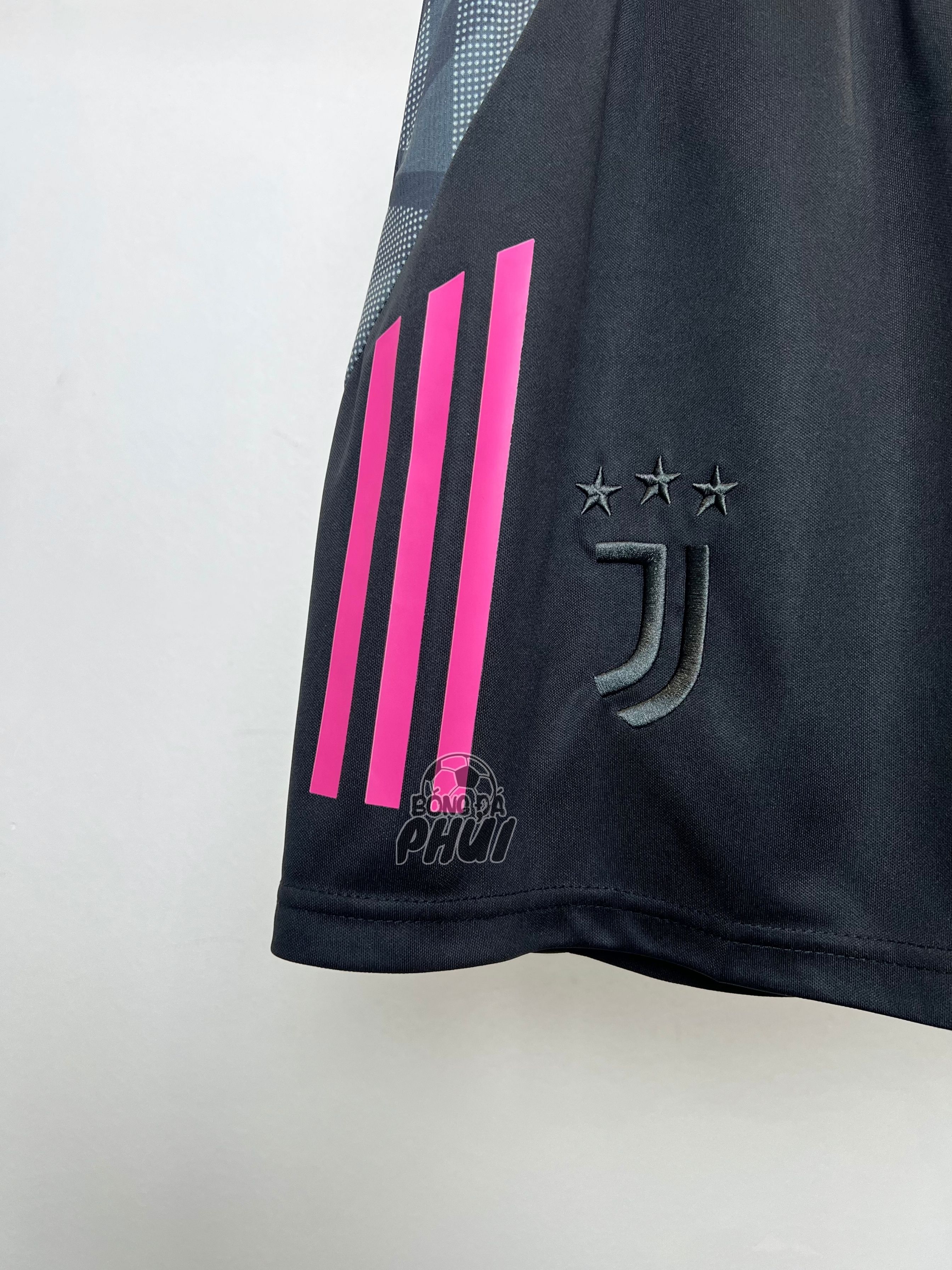 QUẦN TẬP JUVE ĐEN 2025