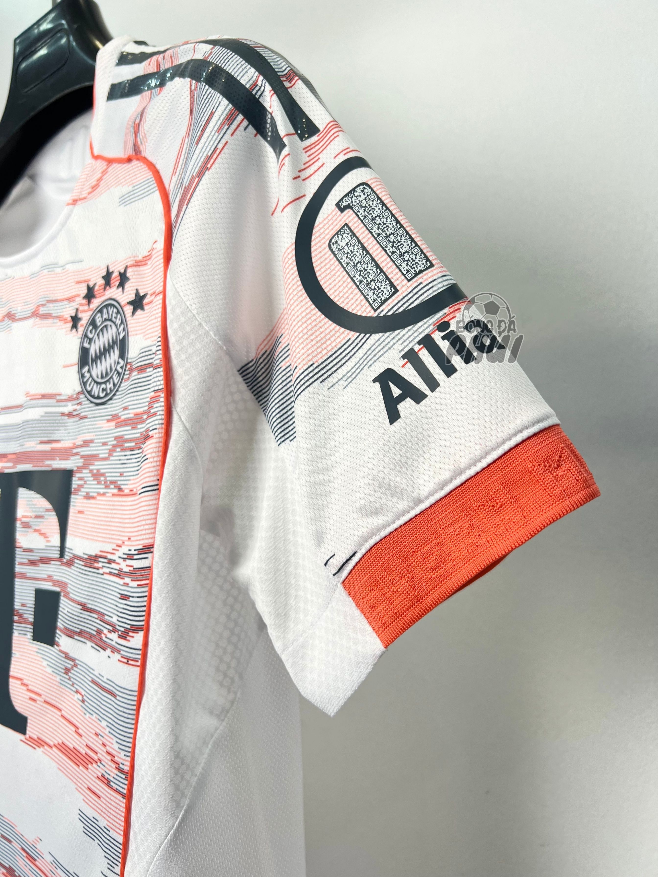 ÁO BODY BAYERN TRẮNG 2025