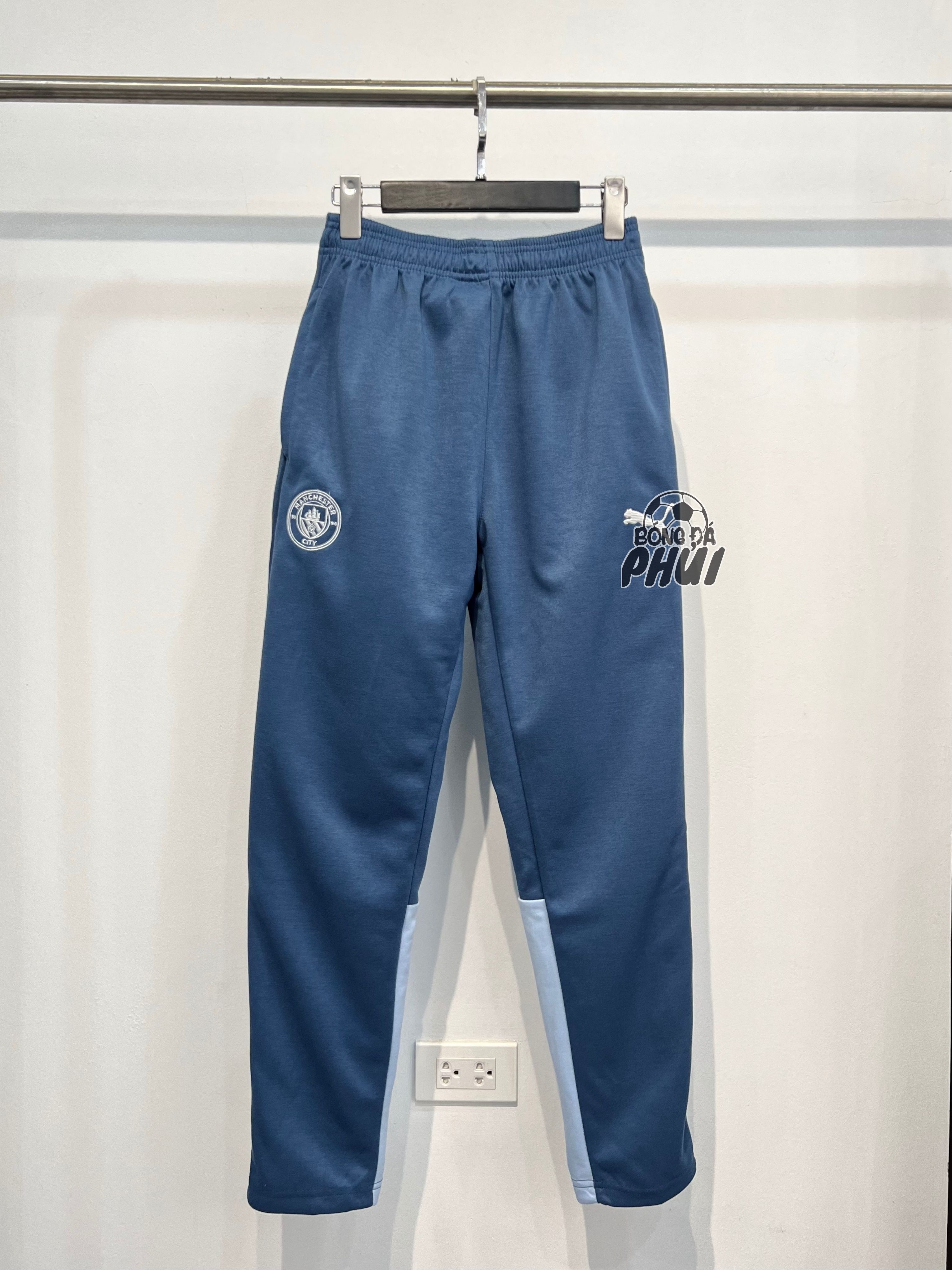 BỘ KHOÁC MŨ MC 2024