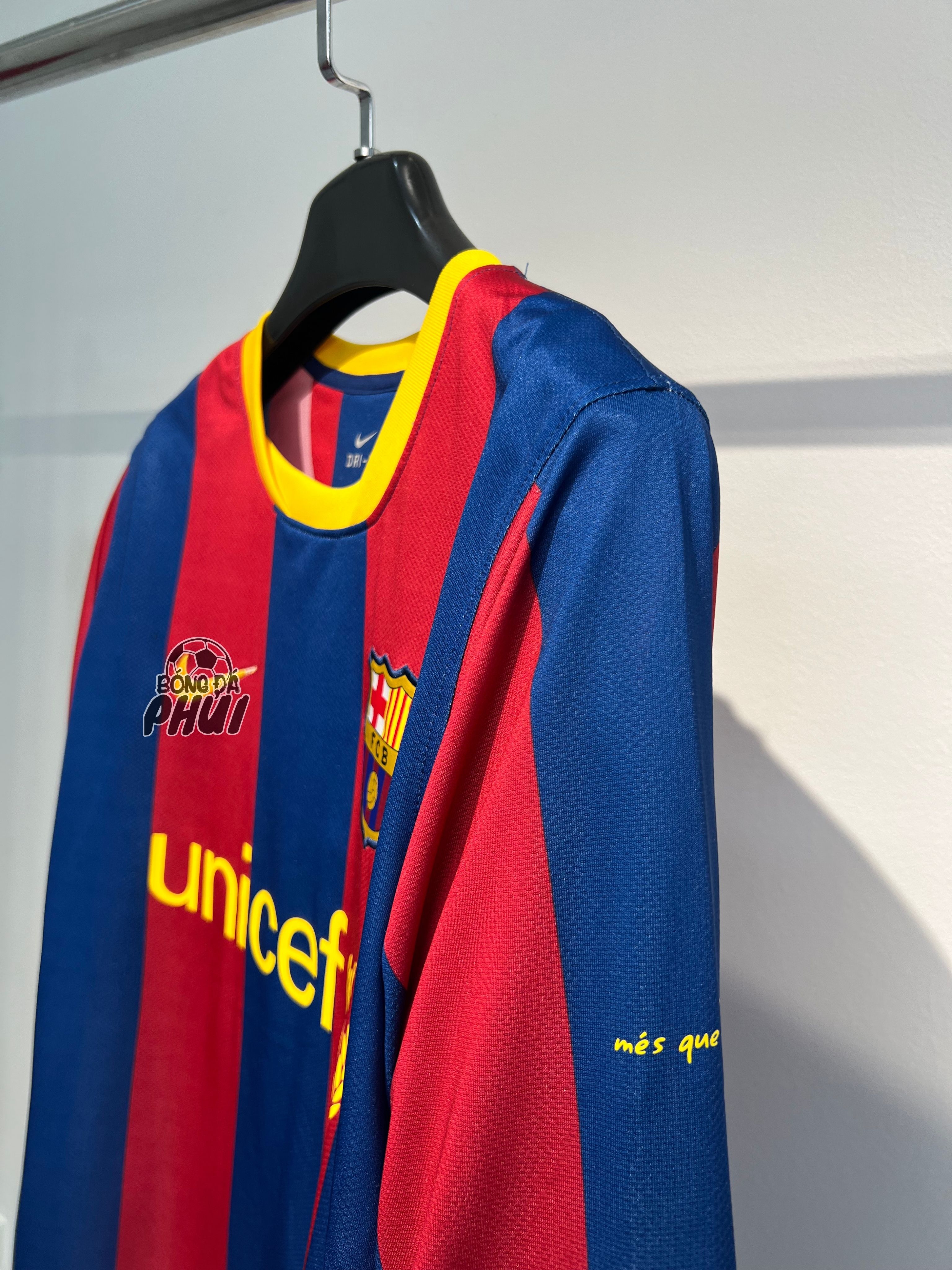 ÁO RETRO BARCA DÀI TAY 2010