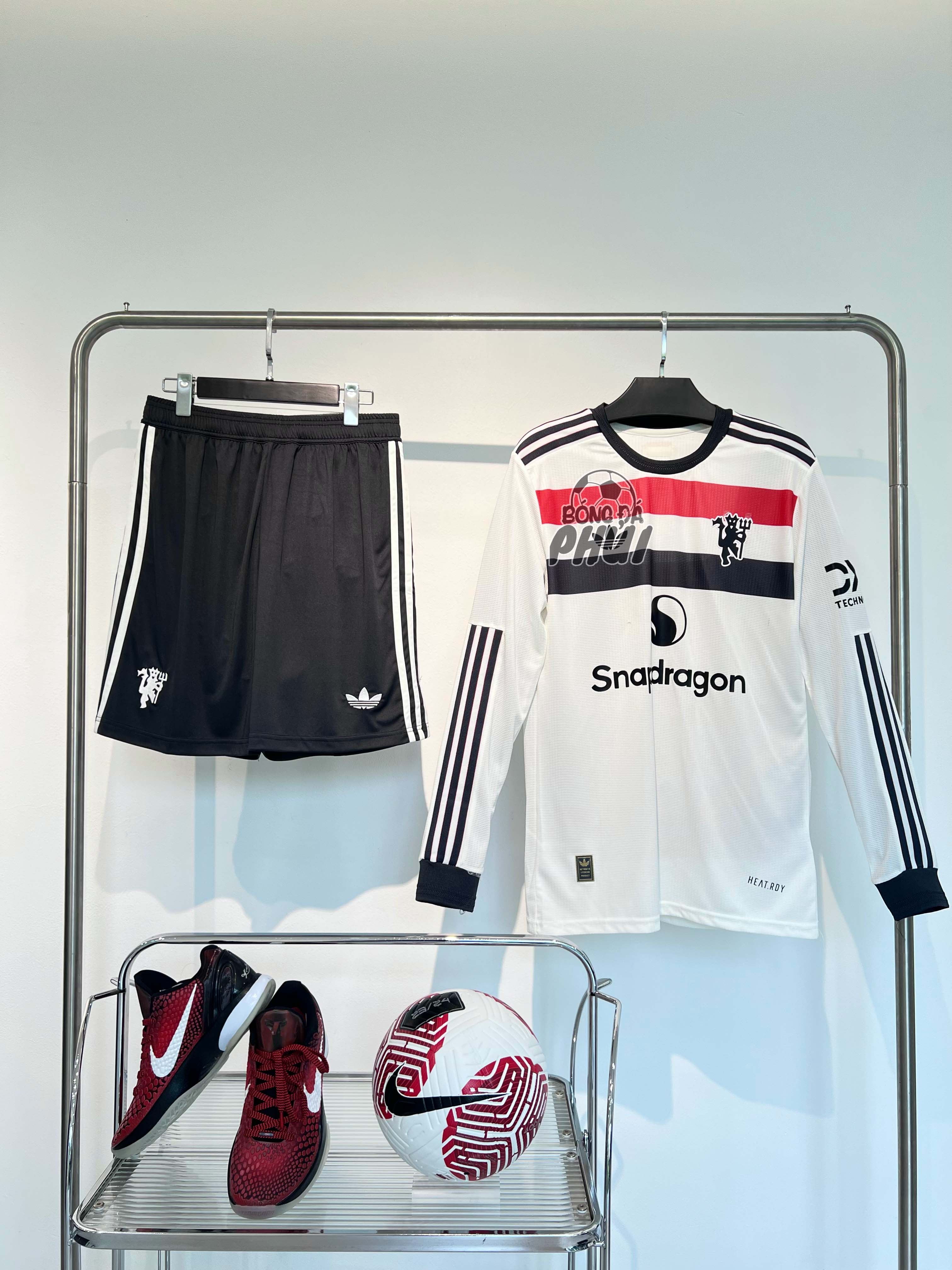 ÁO BODY MU TRẮNG DÀI TAY 2024