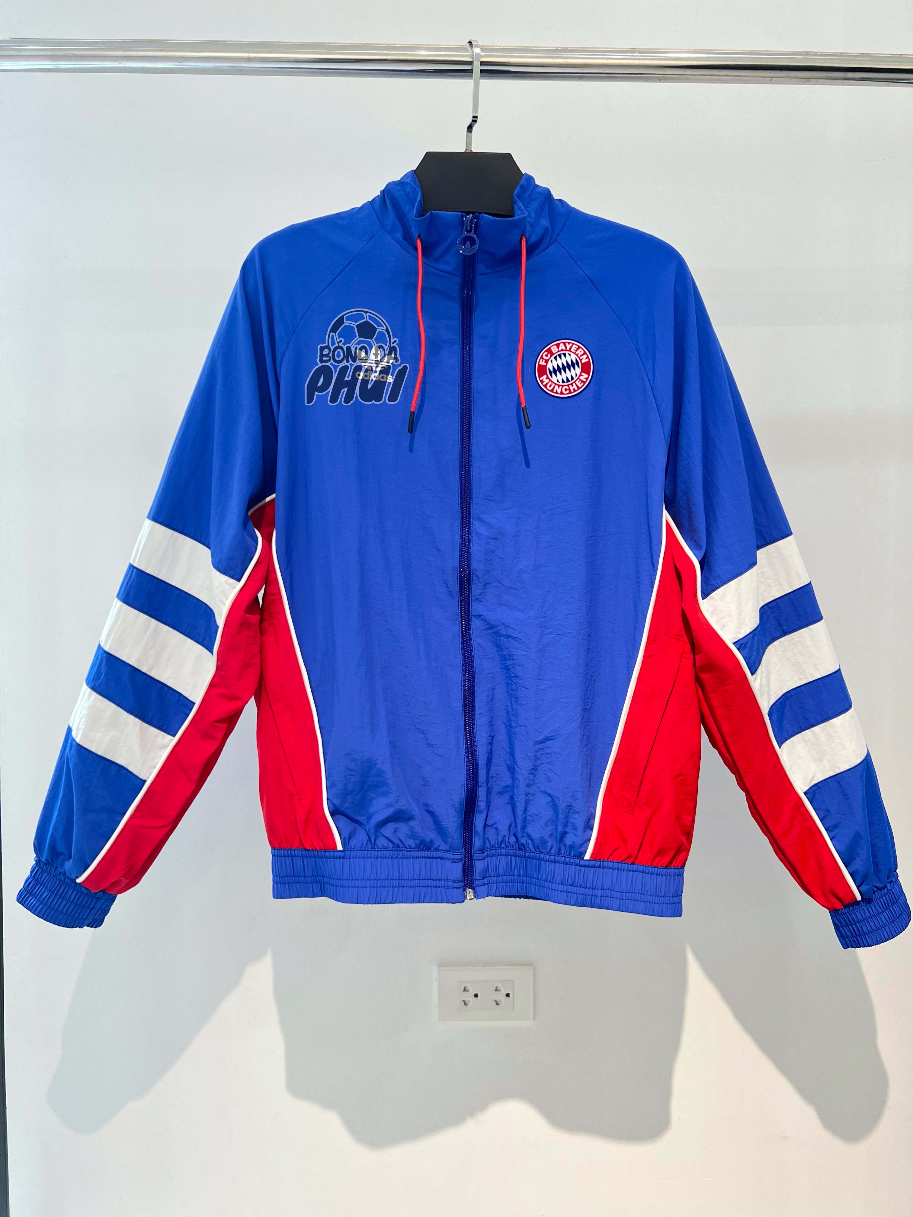 BỘ KHOÁC GIÓ BAYERN XANH 2024