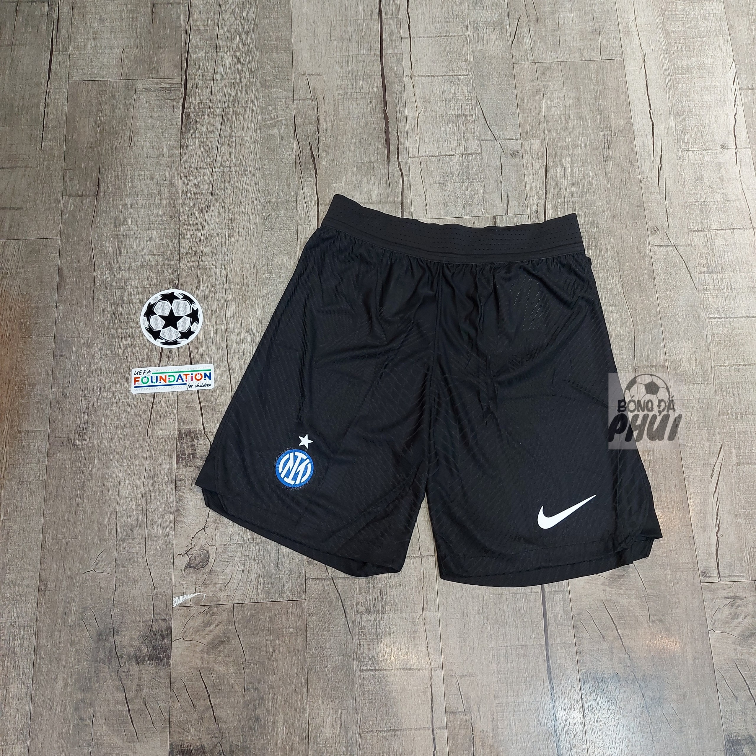 QUẦN PLAY INTER LOGO TRẮNG