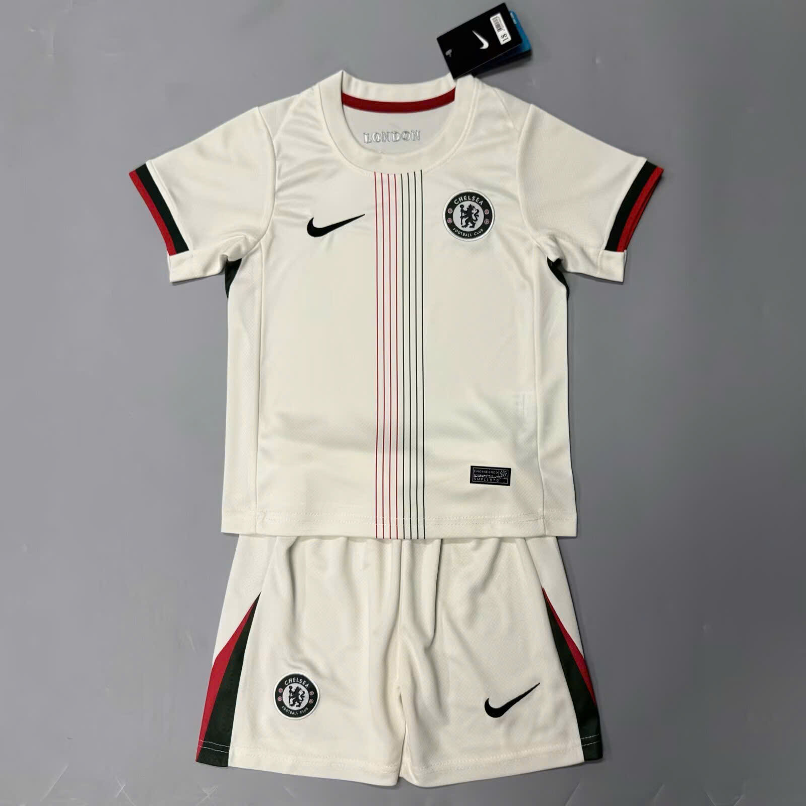 BỘ TE CHELSEA TRẮNG 2025